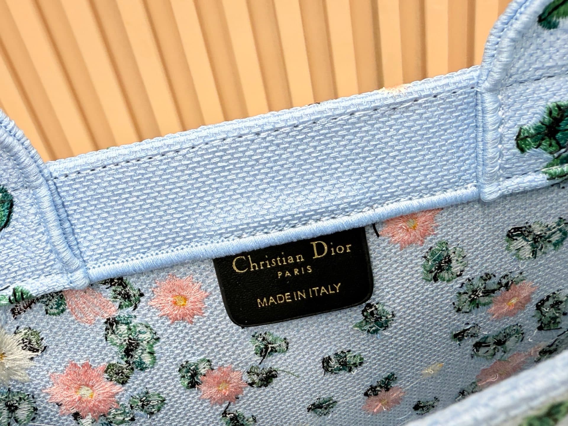 C1718 Details of Diore JWA’s new bags in the first season! The classic bags now have a modern touch. — image 7