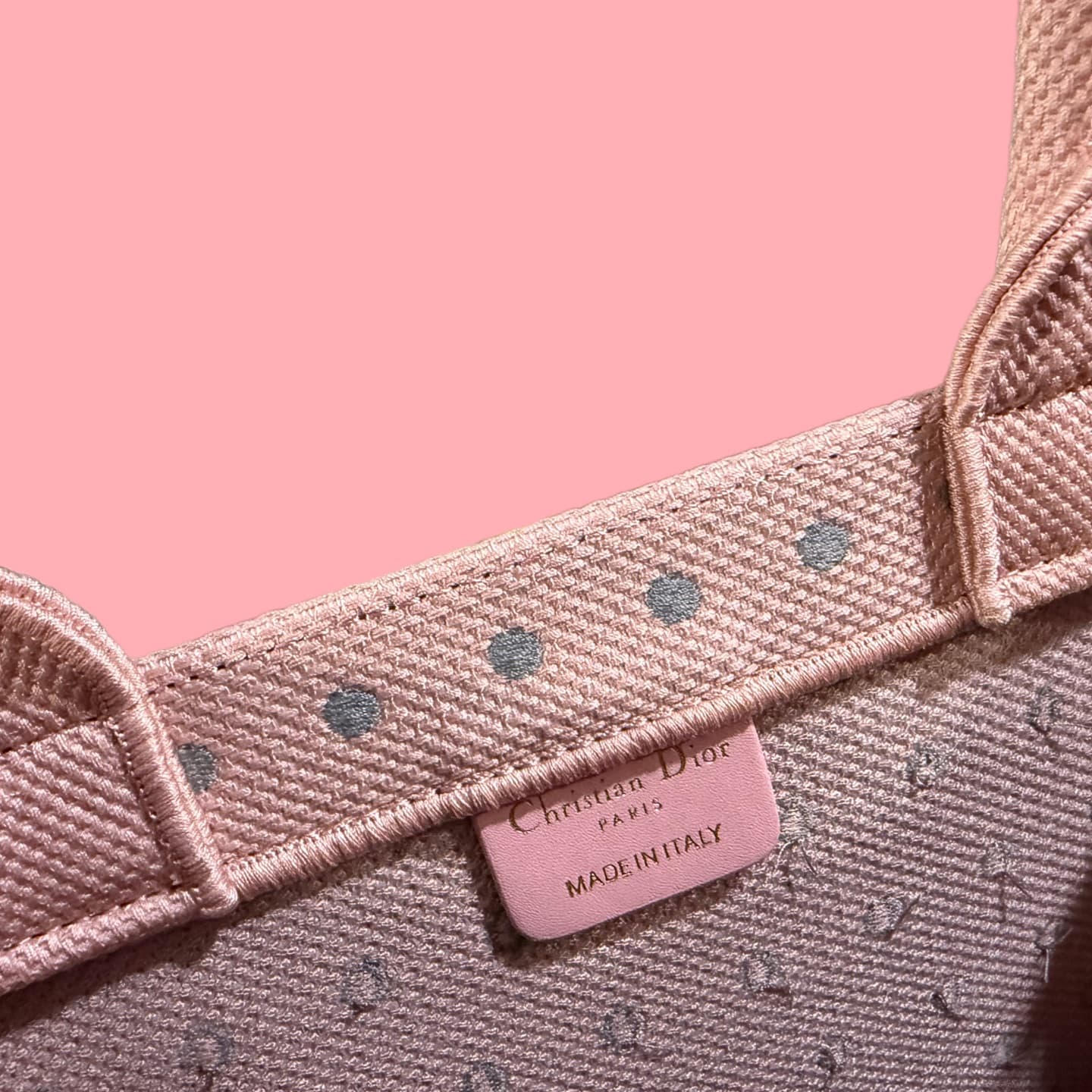 C1783 Details of Diore JWA’s new bags in the first season! The classic bags now have a modern feel. — image 8
