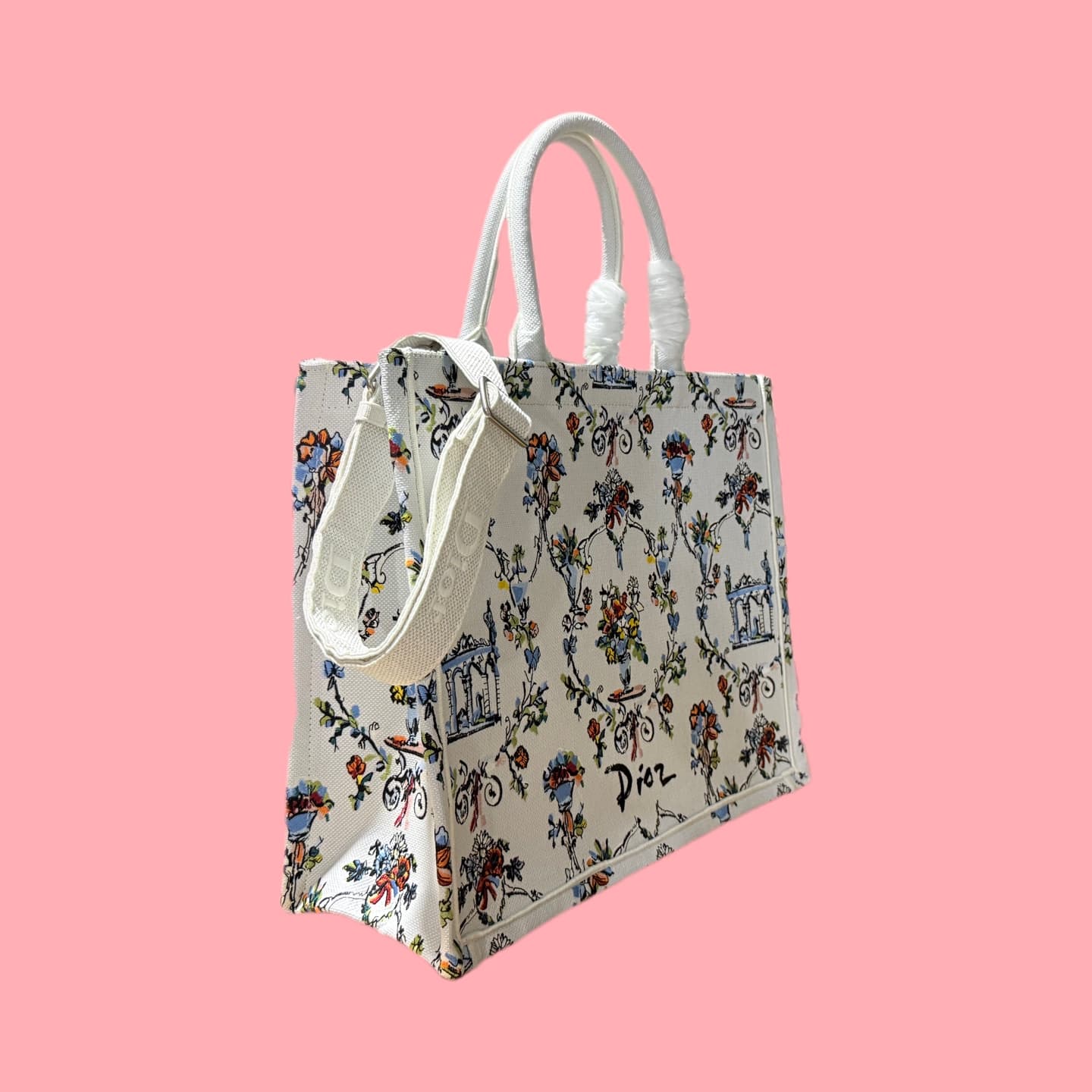 C1787 Details of Diô JWA’s new bags in the first season! The classic bags now have a modern touch. — image 2