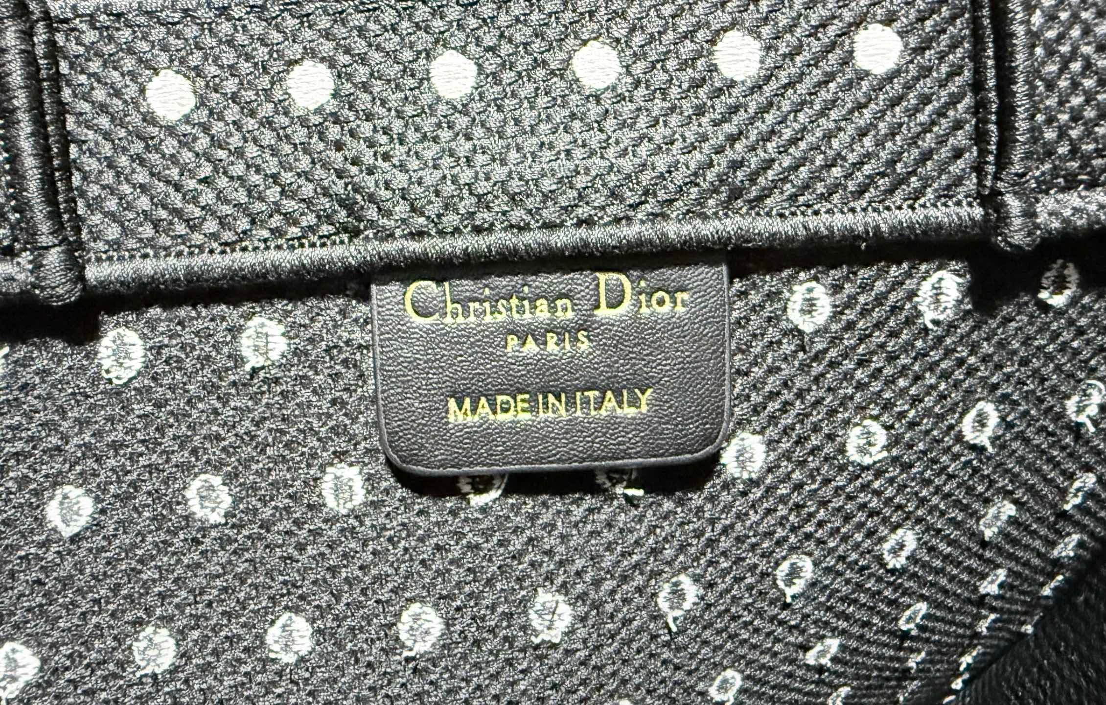C1788 Details of Diore JWA’s new bags in the first season! The classic bags now have a modern feel. — image 7