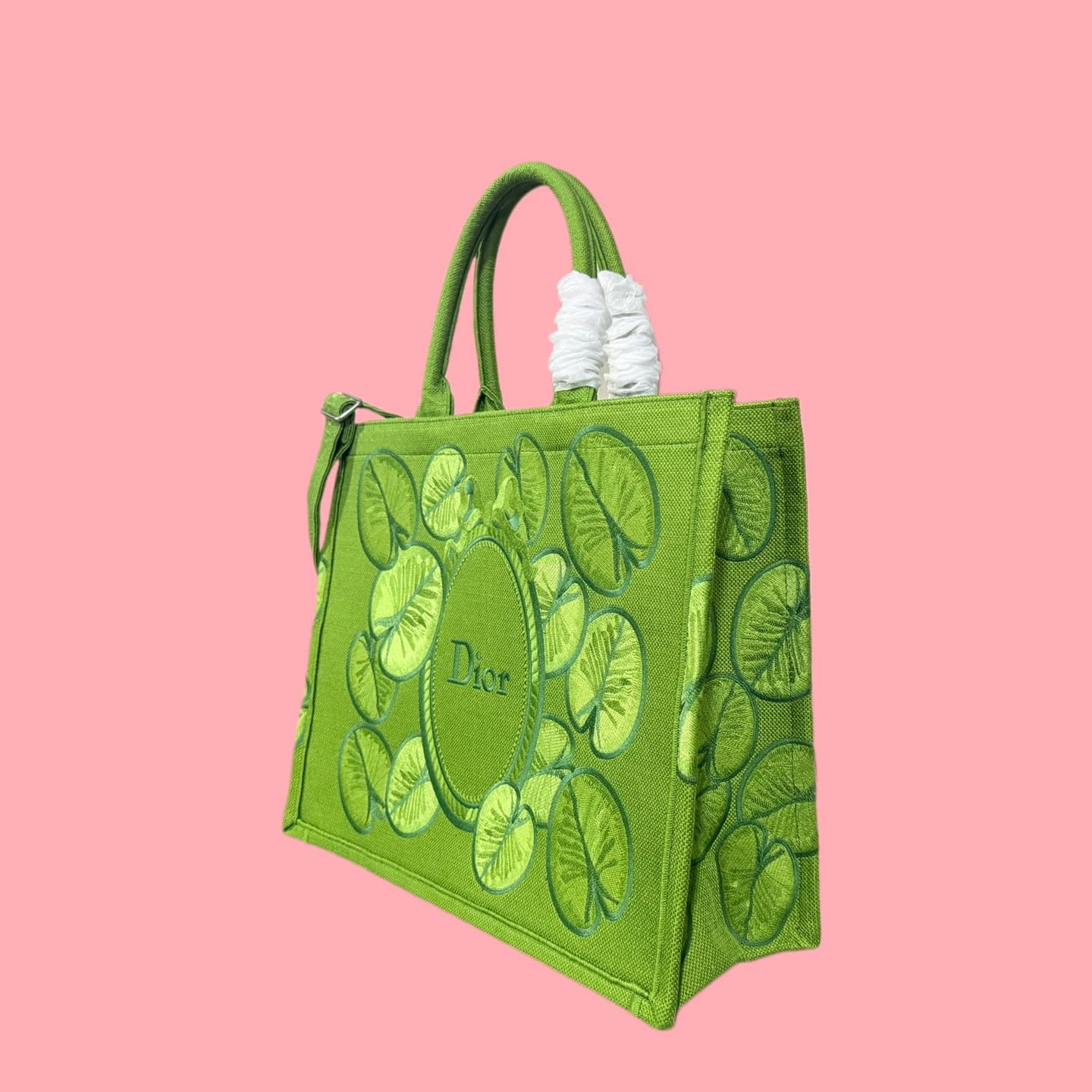 C1799 Details of Diore JWA’s new bags in the first season! The classic bags now have a modern feel. — image 2