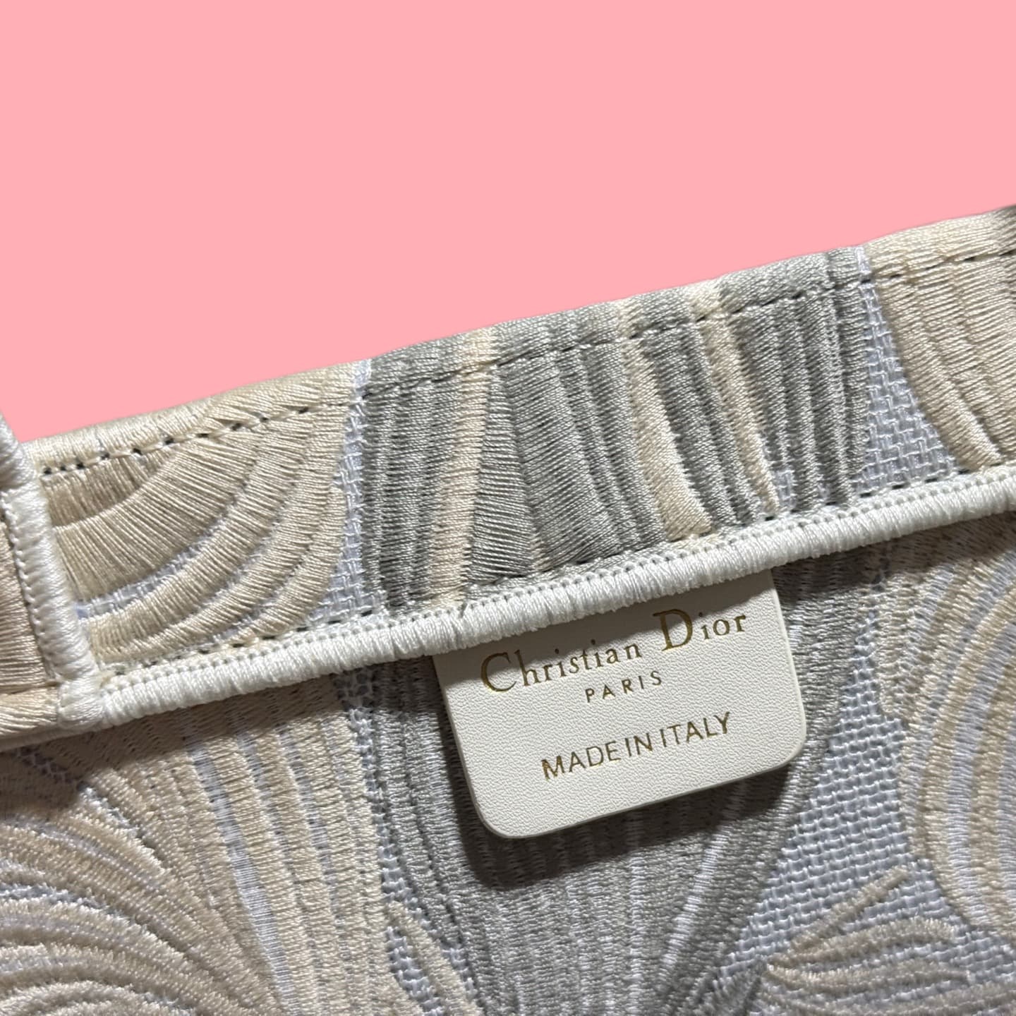C1793 Details of Diore JWA’s new bags in the first season! The classic bags now have a modern touch. — image 7