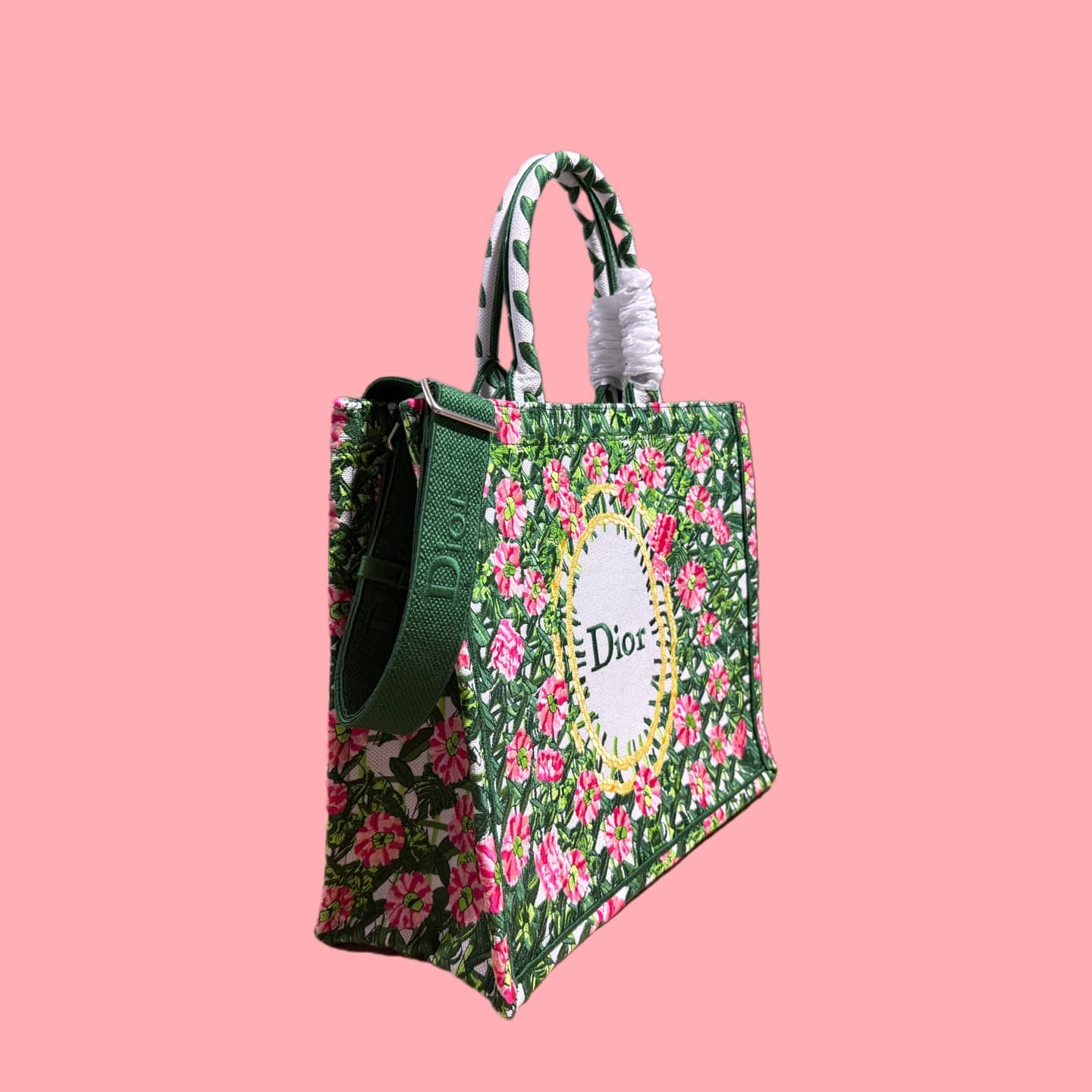 C1796 . Details of Diore JWA’s new bags in the first season! The classic bags now have a modern touch — image 2