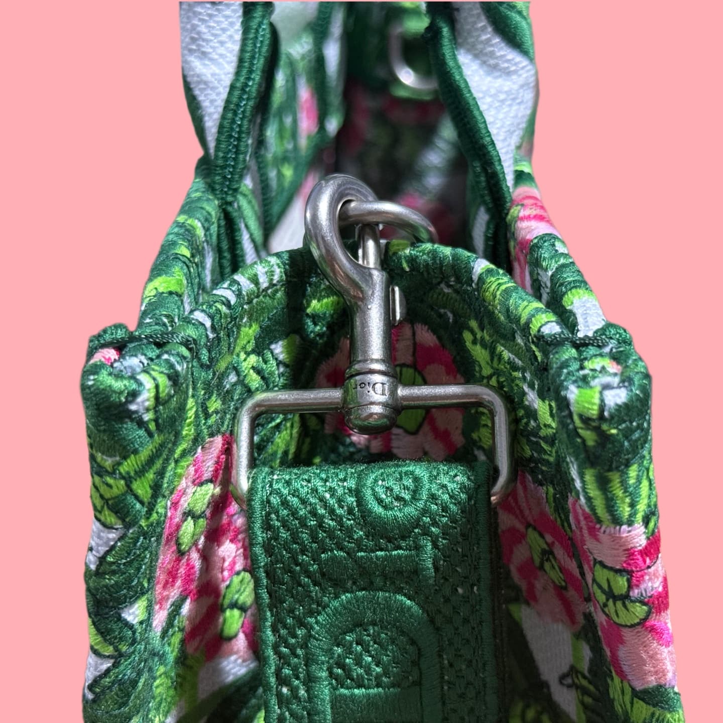 C1795 Details of Diore JWA’s new bags in the first season! The classic bags now have a modern feel. — image 5