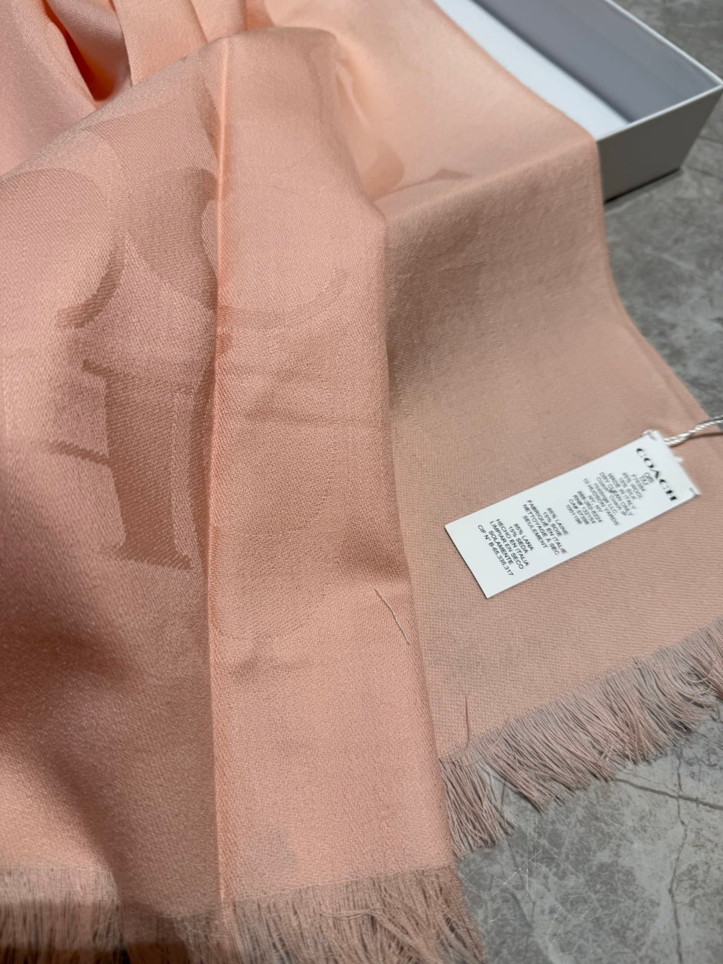 C30637 💰 Classic coach scarves/large shawls. Every color is beautiful! Extremely comfortable, elegant and luxurious in style; medium thickness, can be used as a shawl. When the office is too cold, these scarves are really practical – they’re both beautifu — image 8