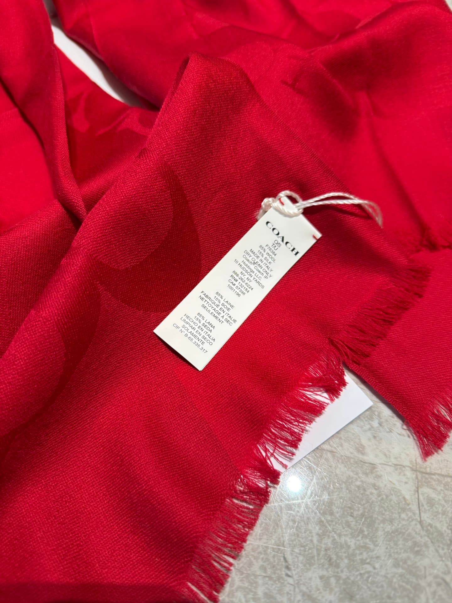 C30636 💰 Classic coach scarves/large shawls. Every color is beautiful! Extremely comfortable, elegant and luxurious in style; medium thickness, can be used as a shawl. When the office is too cold, these scarves are very practical – they’re both stylish an — image 8