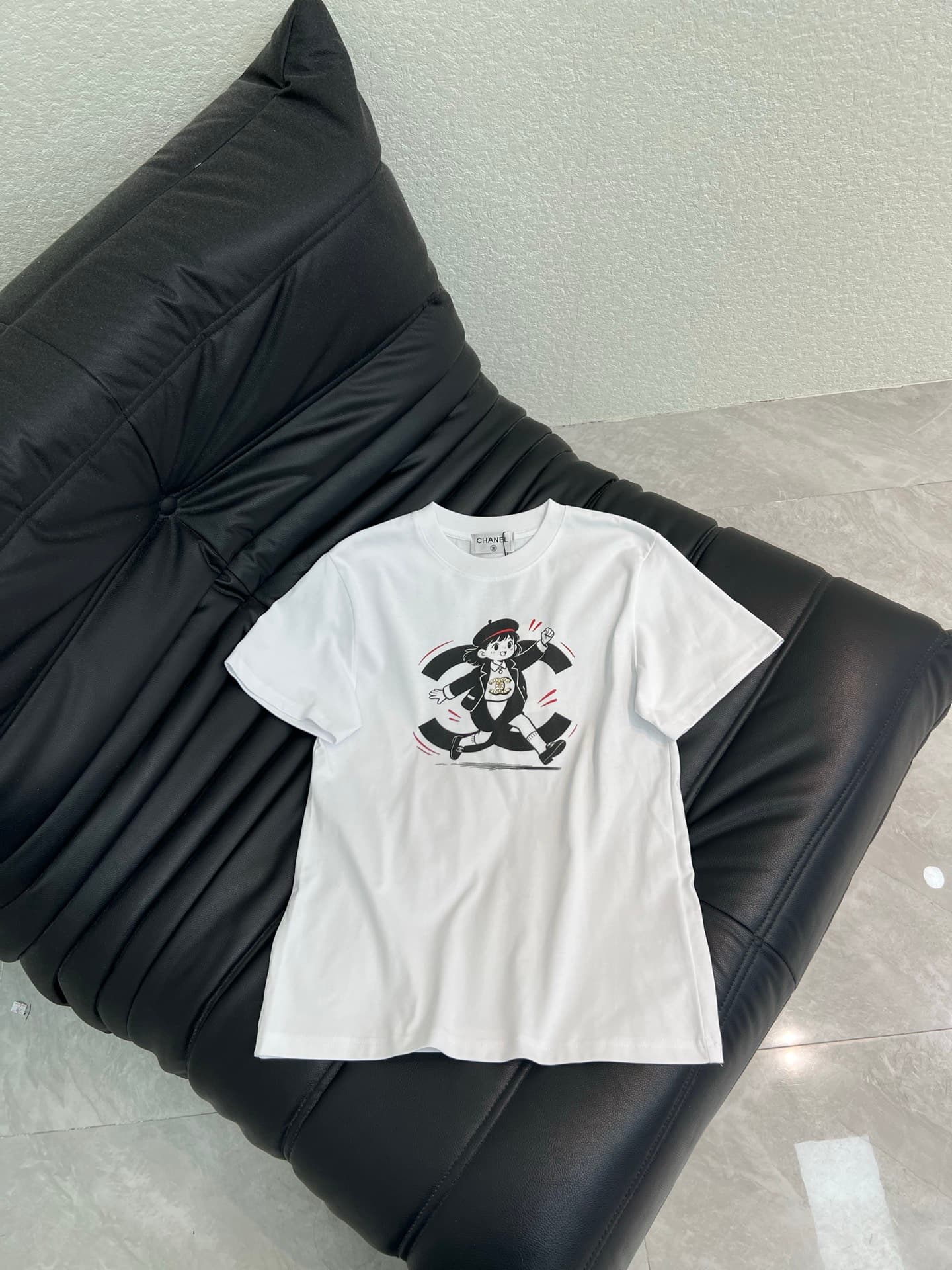 C18598 Chane*26 Spring/Summer new digital print two-C short-sleeve T-shirt. Made of pure cotton fabric. High-density, trendy sports-style design. A playful, youthful look with energetic design elements. High quality. SML AA size. — image 3