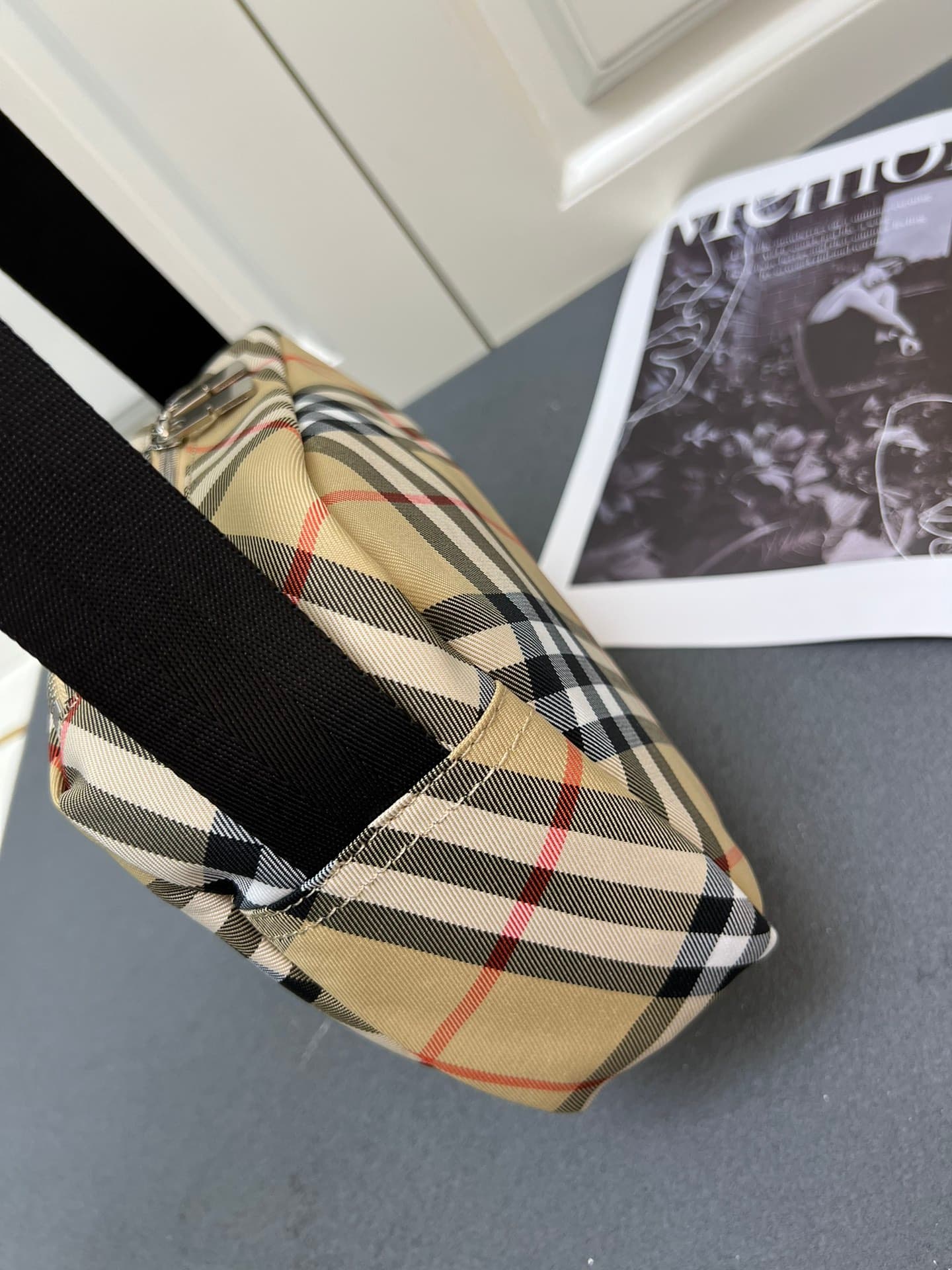 C31 ¥ (B brand) crossbody backpack, adorned with fine-denim Burberry check pattern. Features embroidered EKD crest patches, with a solid-colored lining. Equipped with a B-shaped zipper pull and 1 external pockets for storing various small items. A classic — image 5