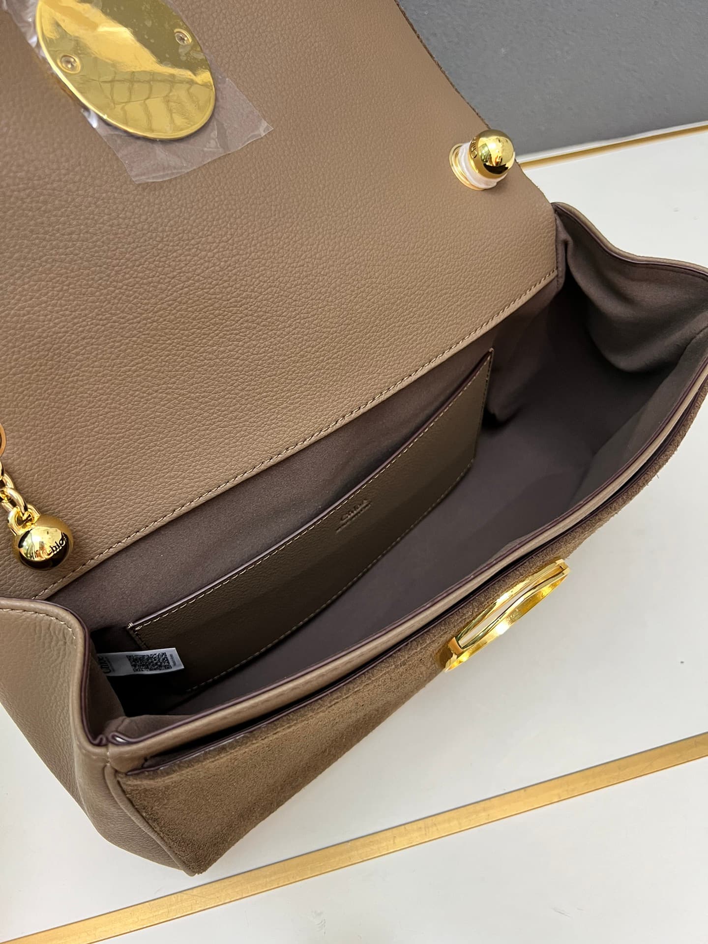 C8321 ¥ Slippery leather, with a gift box — image 7