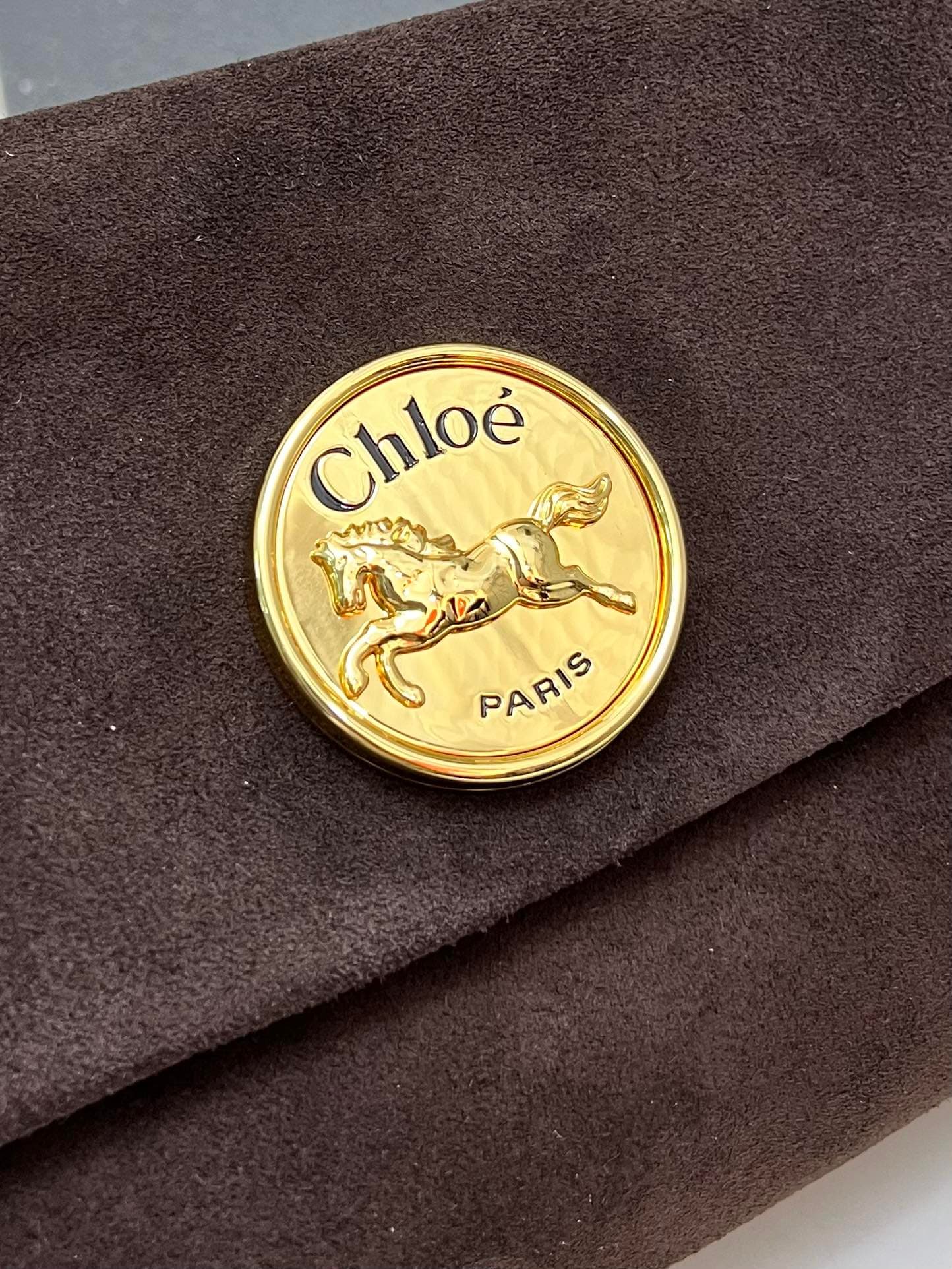 C8317 ¥ Suede leather with gift box — image 5