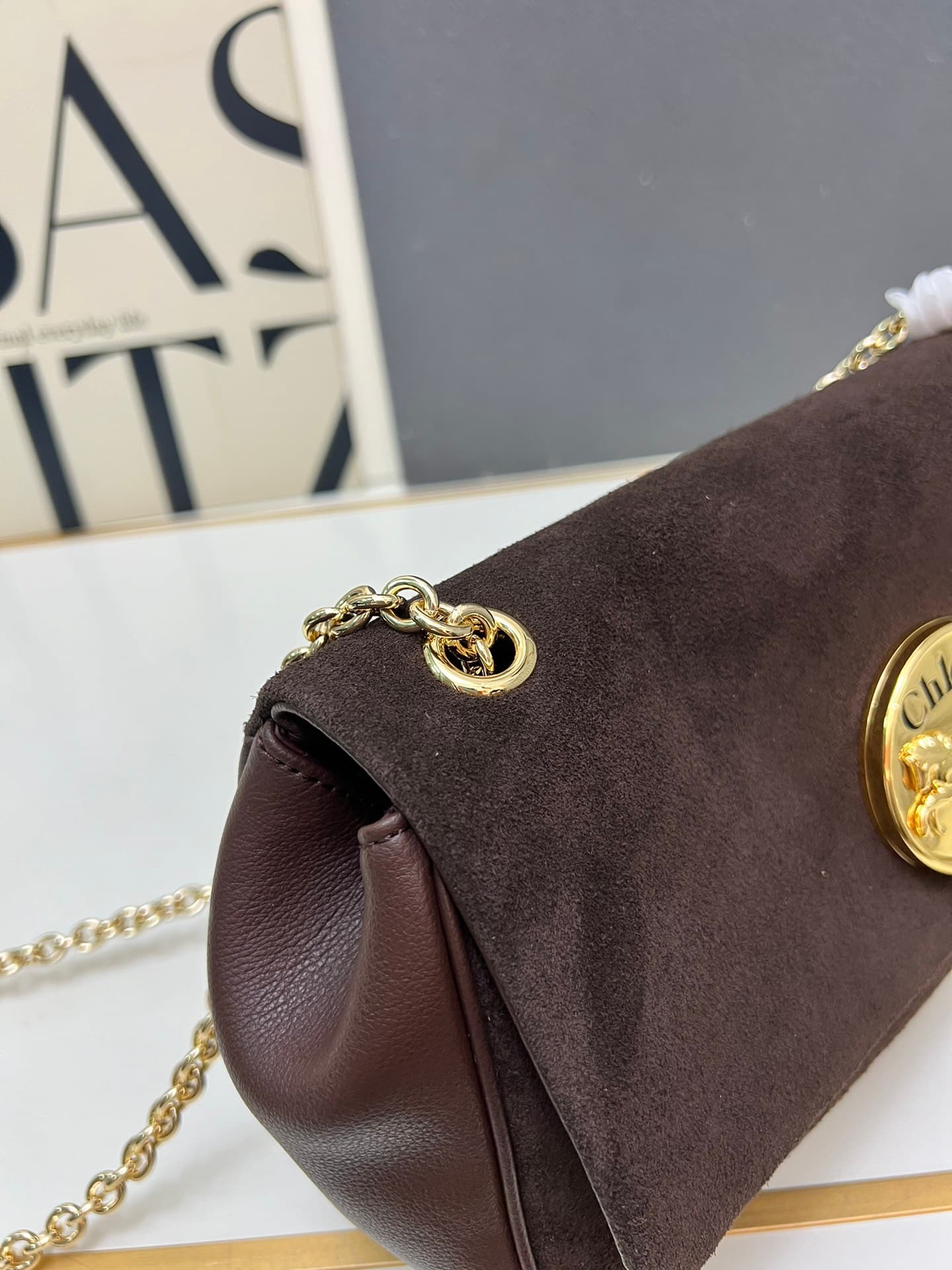 C8317 ¥ Suede leather with gift box — image 4