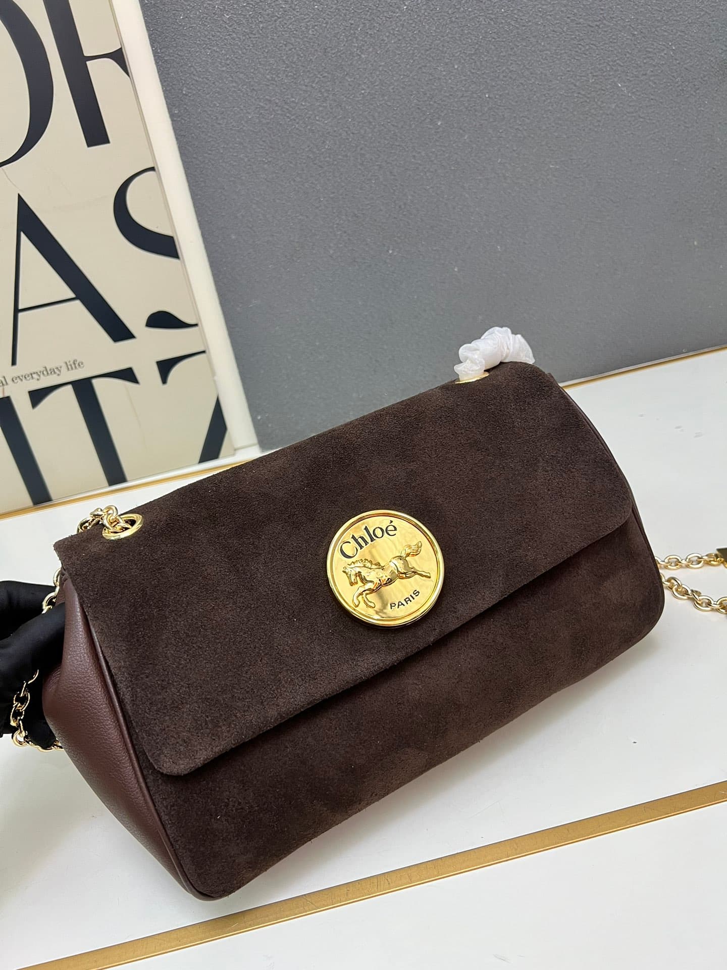 C8317 ¥ Suede leather with gift box — image 3
