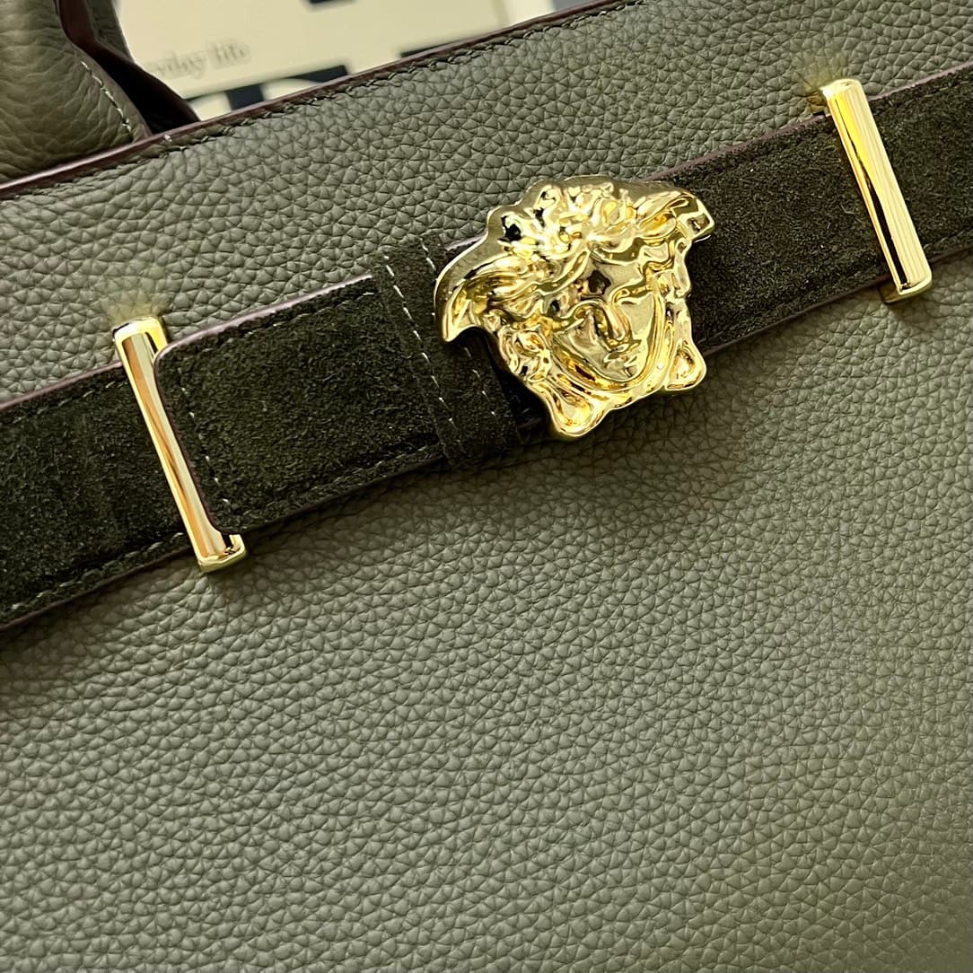C8313 VERSACE/Versace women’s shoes can be carried in hand or crossed over the shoulder (similar to those worn by popular celebrities). New model – suitable as a gift box. — image 5