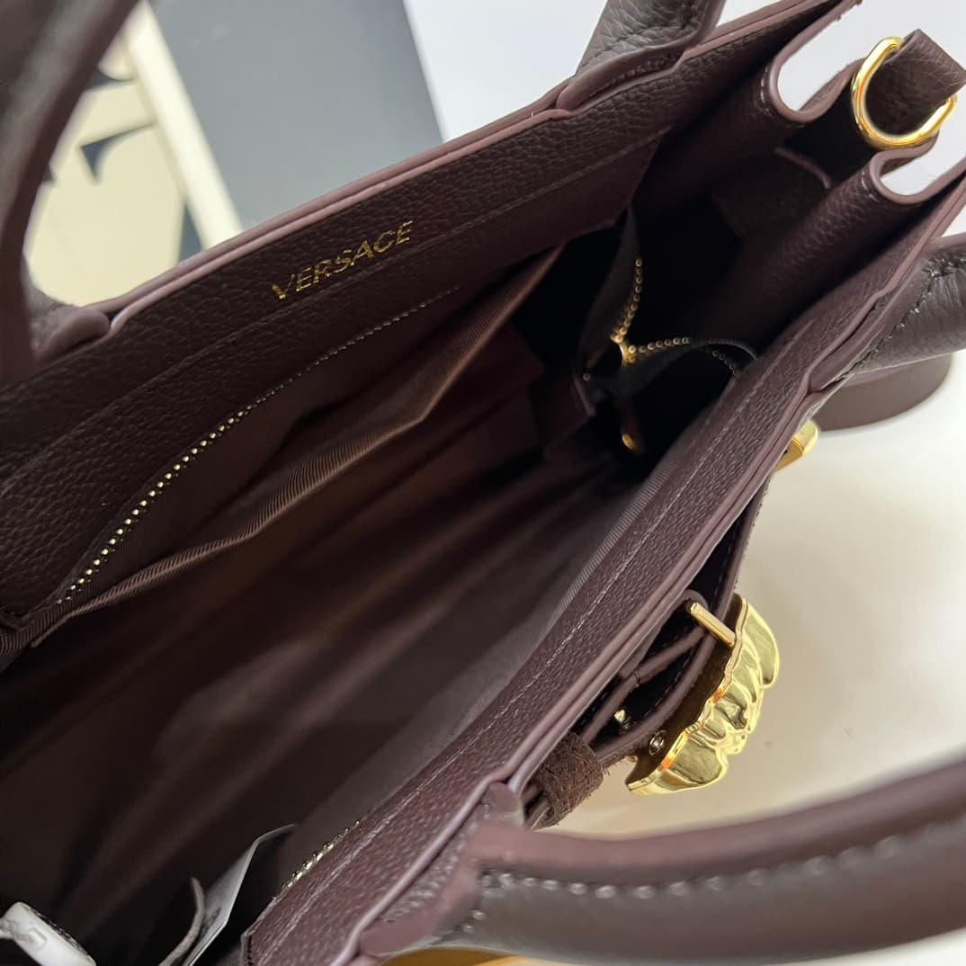 C8311 VERSACE/Versace women’s clothing can be carried in hand or slung over the shoulder (similar to popular celebrities’ styles). New model – available as a gift box. — image 8