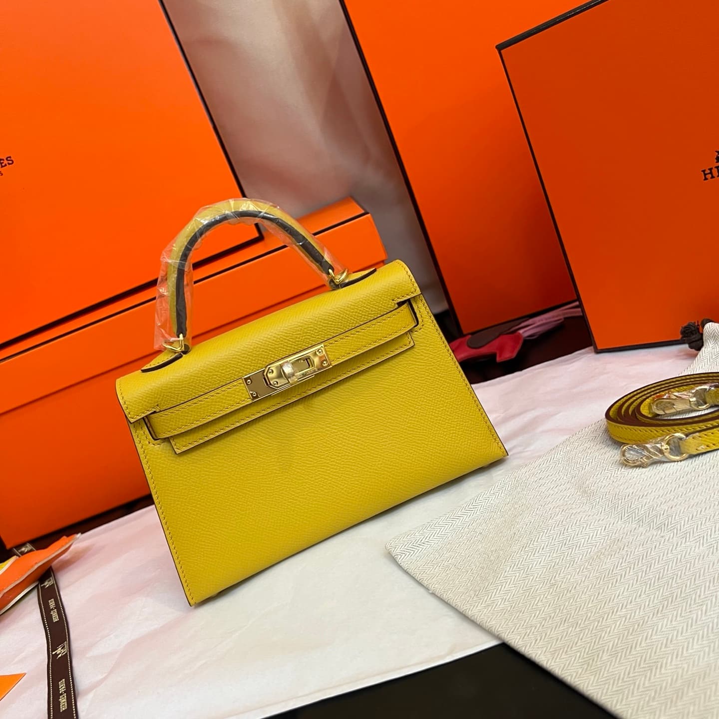 C4795 💰【Top Quality】Hermès Minikelly II Epsom, — image 1