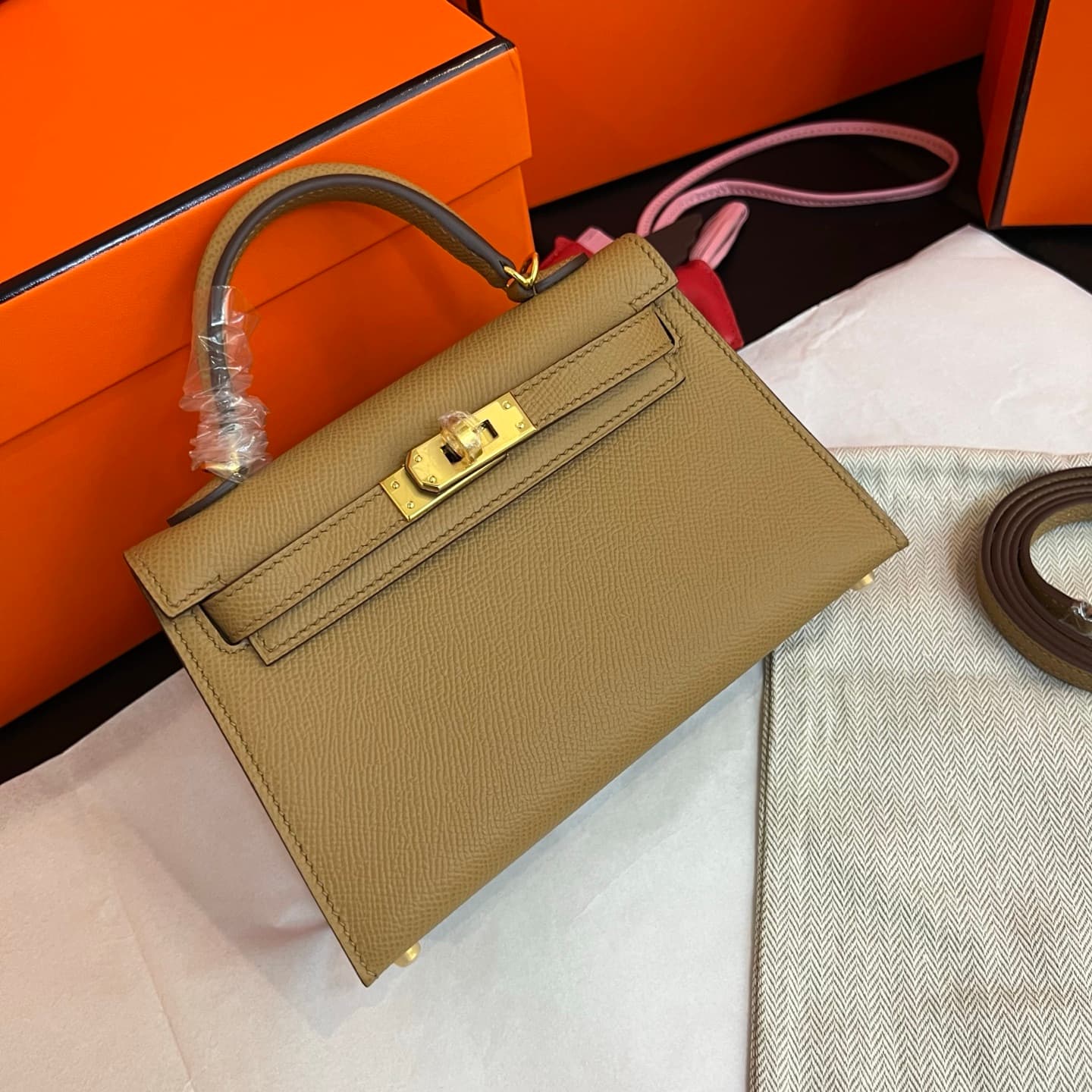 C4793 💰【Top-tier】Hermès Minikelly II Epsom, — image 4