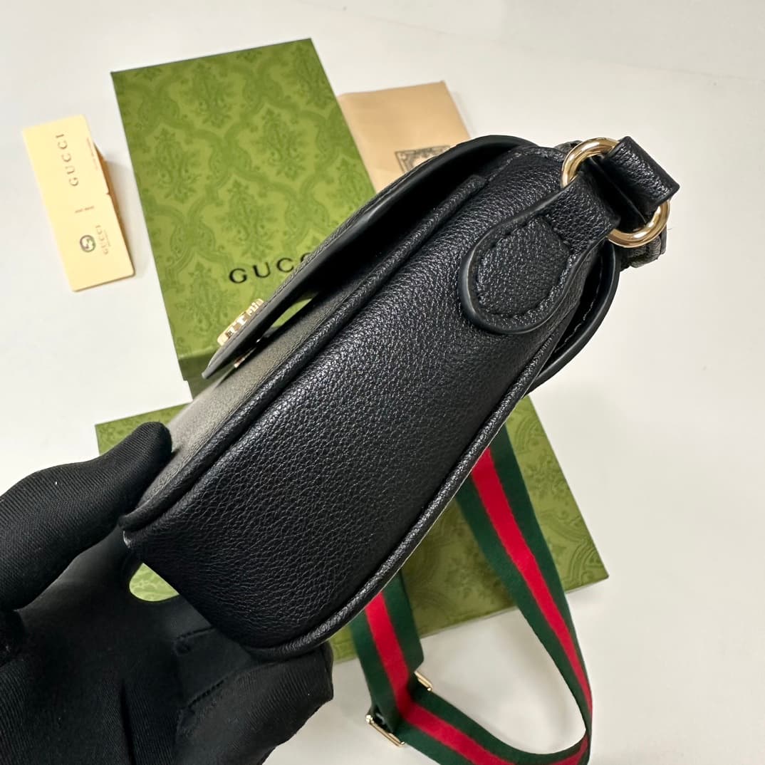 C3911 GUCCI new model, original quality – shown in real photos! Suitable for both men and women. Model number: 764961. PVC blue color 🎈🎈🎈. Dimensions: width 22X, height 13X, side width 4. 🎉🎉🎉 Shipping started! 52001000 — image 6