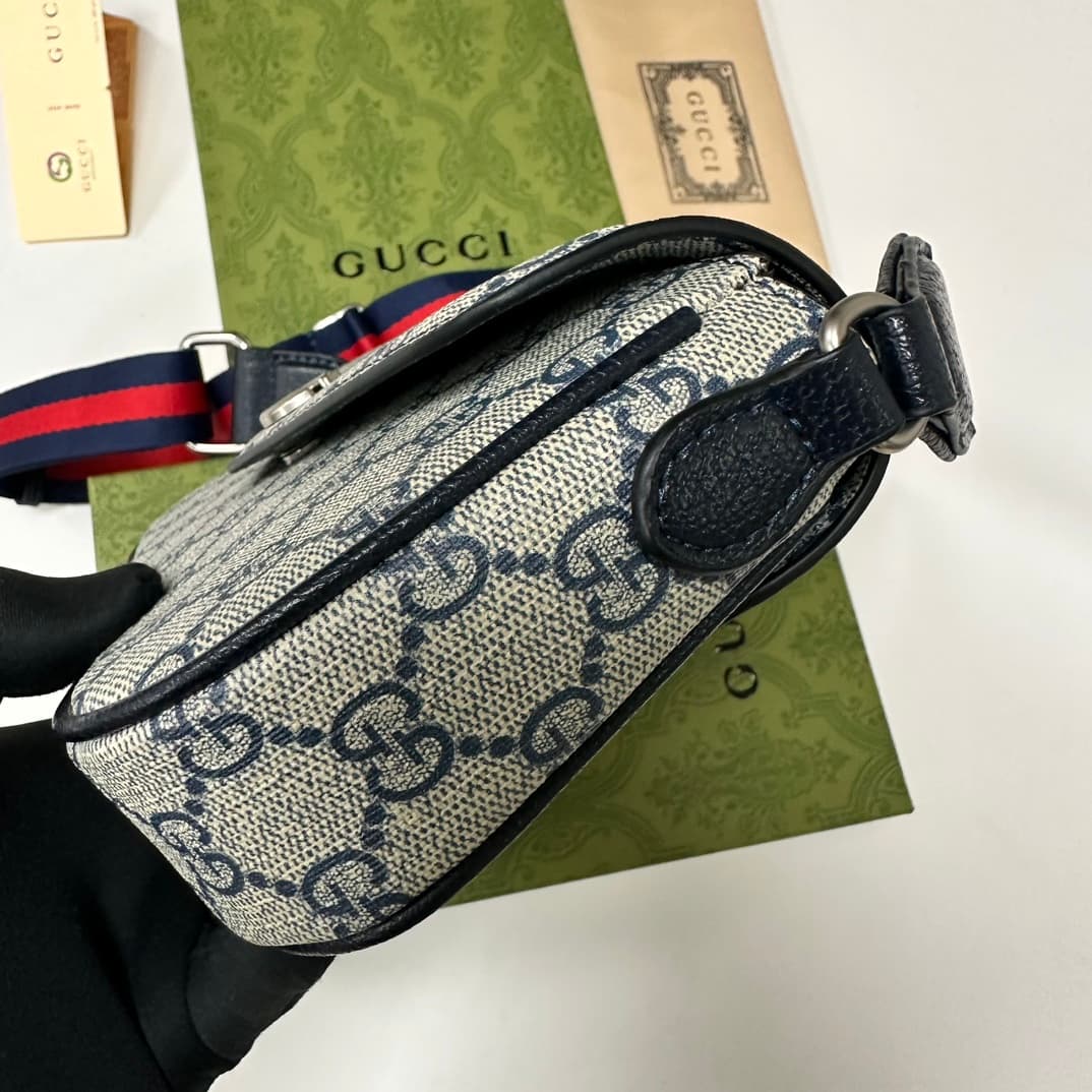 C3912 GUCCI new model, original quality – real photos! Suitable for both men and women. Model number: 764961. PVC blue color 🎈🎈🎈. Dimensions: width 22X, height 13X, side width 4. 🎉🎉🎉 Shipping started! 52001000 — image 6