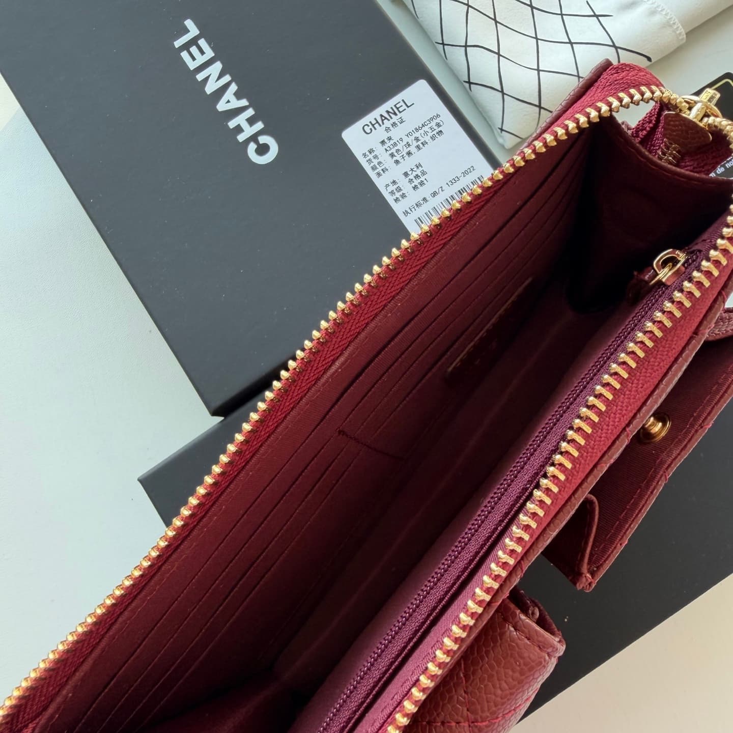 C817 🌸 New model 🔥 Packaged in the original packaging (33819 – classic small hardware). Chanel 📢🔥 The chain can be used as a handbag💪 It looks very stylish. Although it’s small, it has plenty of space inside: pockets for cards, zipper, and change money. V — image 8