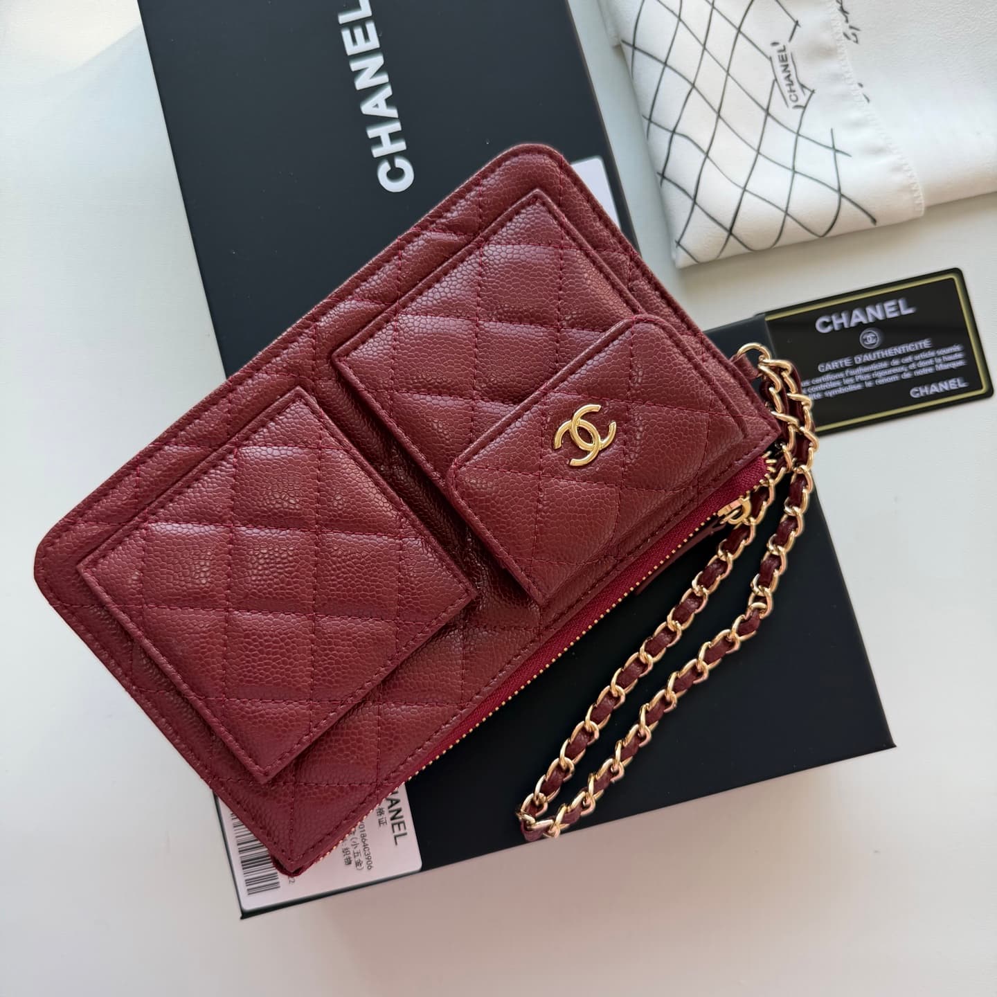 C817 🌸 New model 🔥 Packaged in the original packaging (33819 – classic small hardware). Chanel 📢🔥 The chain can be used as a handbag💪 It looks very stylish. Although it’s small, it has plenty of space inside: pockets for cards, zipper, and change money. V — image 6