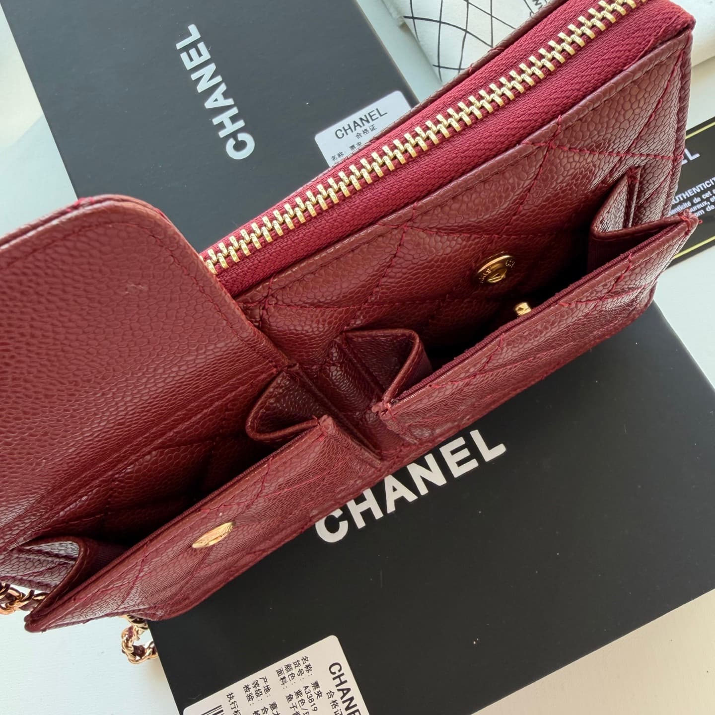 C817 🌸 New model 🔥 Packaged in the original packaging (33819 – classic small hardware). Chanel 📢🔥 The chain can be used as a handbag💪 It looks very stylish. Although it’s small, it has plenty of space inside: pockets for cards, zipper, and change money. V — image 7