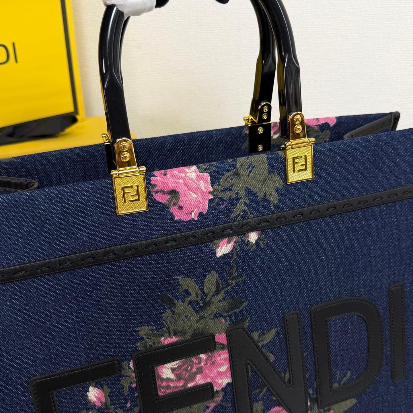 C2842 New Fendi denim rose tote bag｜35CM — image 7