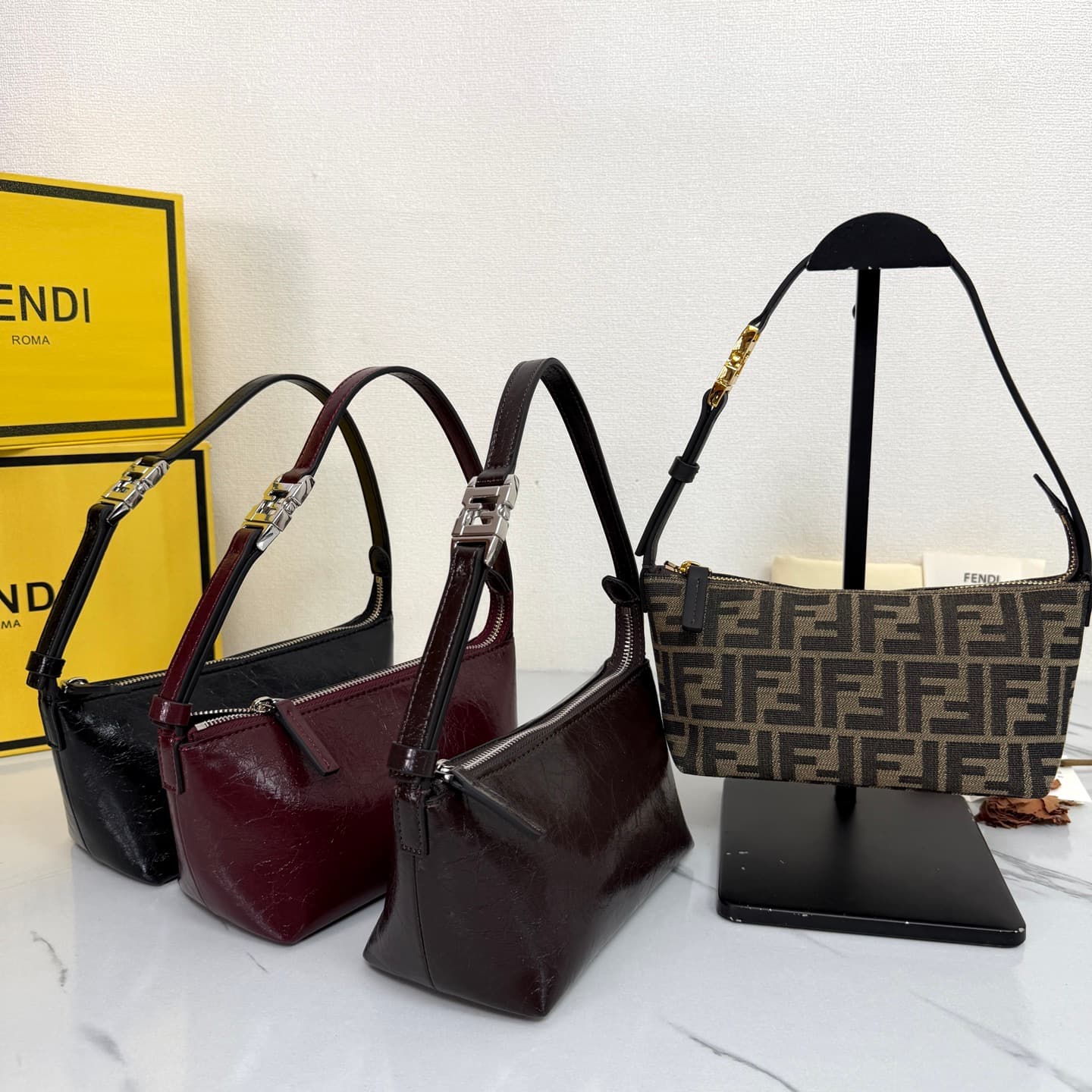 C2835 FENDI vintage/retro mini underarm bag, made from carefully selected oil-wax wrinkled cowhide and classic FF print fabric, offering a fine texture and durability. — image 1