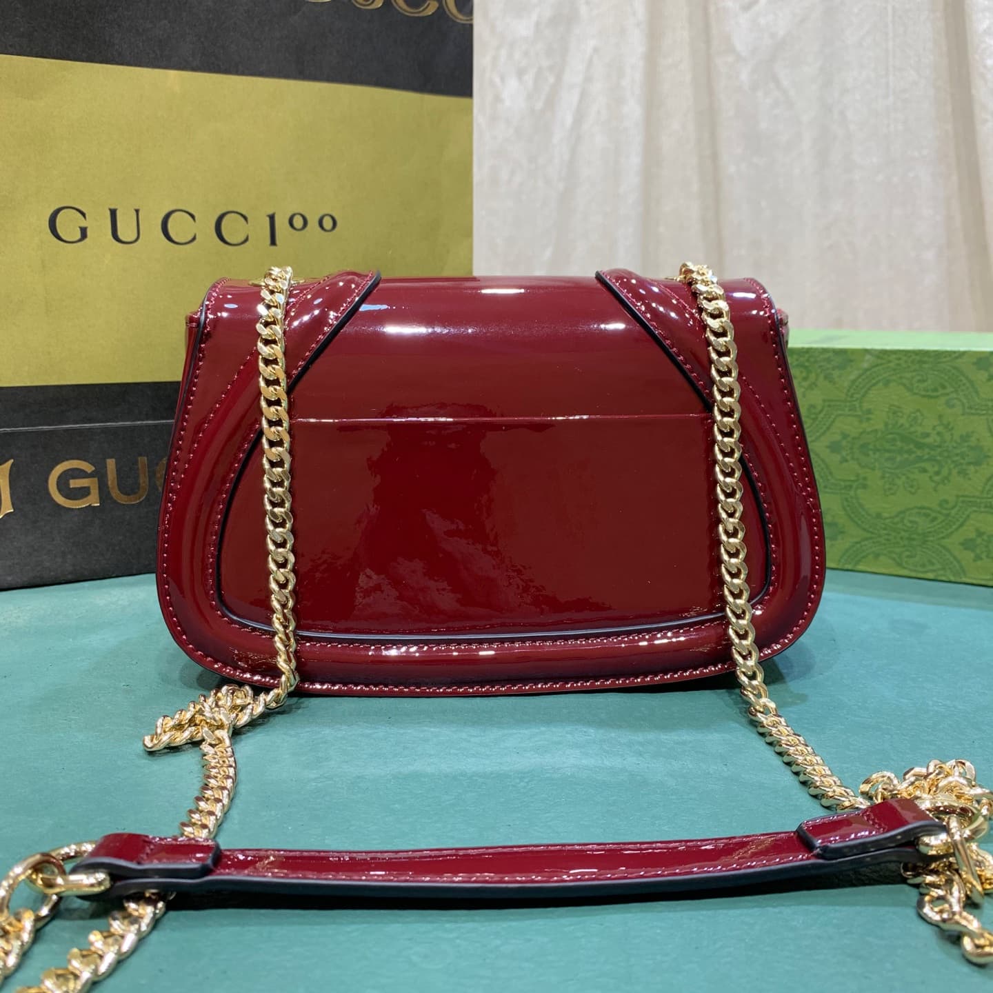 C3998 Blondie collection/series new chain⛓ handbag features the classic logo of the brand series that was first introduced in the early 20th century 20. It seamlessly combines heritage charm with contemporary style, perfectly embodying the brand’s classic — image 5
