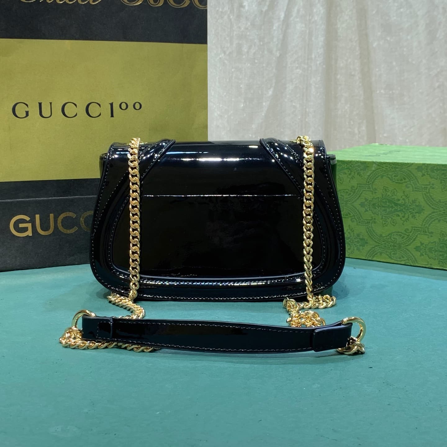 C3997 】Blondie collection/series – New chain strap handbag. The bag features the iconic logo of the brand series, which was first introduced in the early 20th century. It seamlessly combines heritage charm with contemporary trends, effectively showcasing  — image 4
