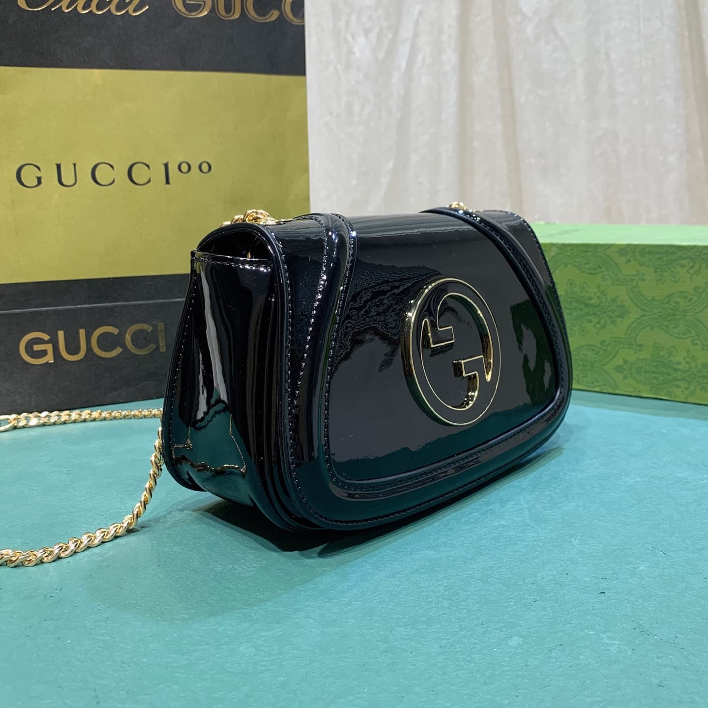 C3997 】Blondie collection/series – New chain strap handbag. The bag features the iconic logo of the brand series, which was first introduced in the early 20th century. It seamlessly combines heritage charm with contemporary trends, effectively showcasing  — image 2