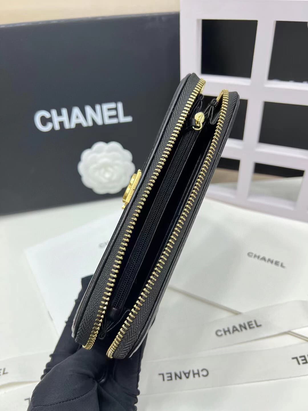 C375 Upgraded version 💋 Leboy collection: small granular ball-textured cowhide and sheepskin leather with gold/silver buttons. Chanel 🆕 new colors. A long wallet with two-fold closures.[得意][得意] High-quality original items: delicate locks and exquisite sti — image 7