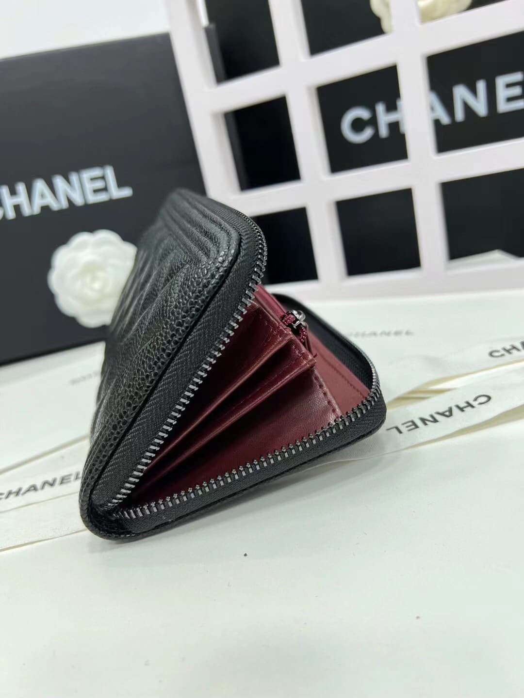 C374 Upgraded version 💋 Leboy collection: small granular ball-textured cowhide and sheepskin leather 🍃 with gold and silver buttons. Chanel 🆕 new colors. A long wallet with a two-fold closure.[得意][得意] High-quality original items: delicate locking mechanis — image 6