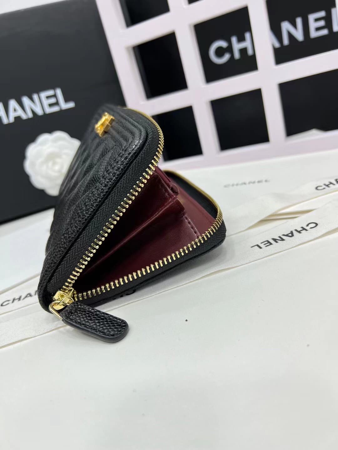 C373 Upgraded version 💋 Leboy collection: small granular ball-textured cowhide or羊skin leather with gold/silver buttons. Chanel 🆕 new colors. A flap-style long wallet.[得意][得意] High-quality original items: exquisite locking mechanisms and fine stitching wo — image 6
