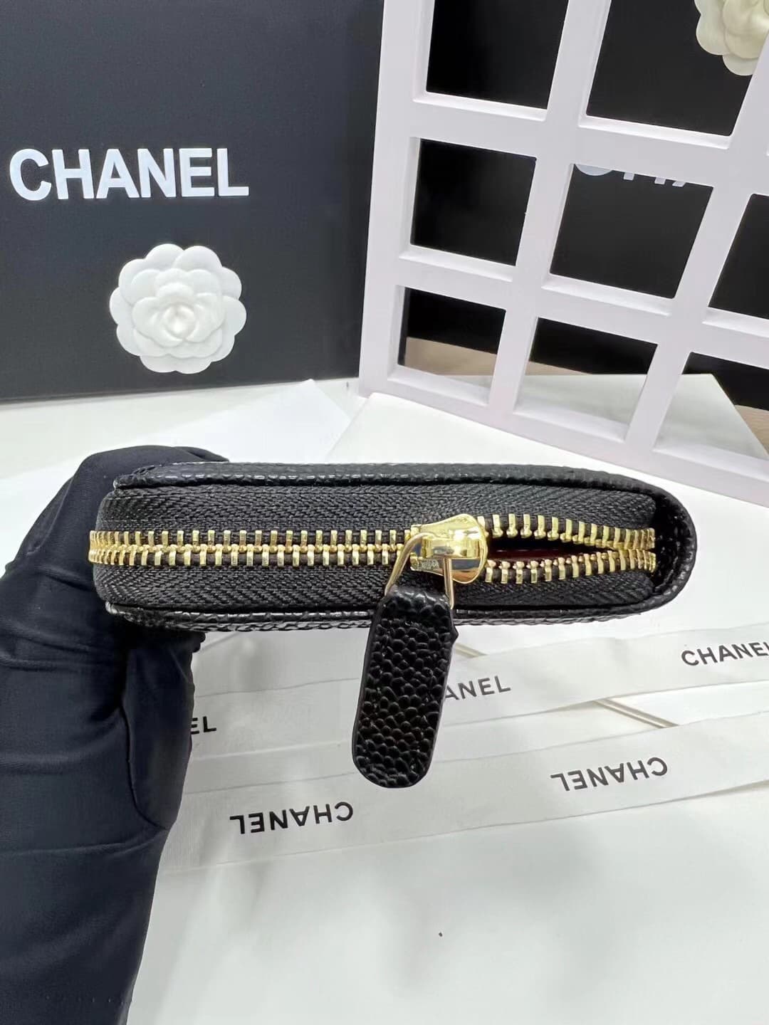 C373 Upgraded version 💋 Leboy collection: small granular ball-textured cowhide or羊skin leather with gold/silver buttons. Chanel 🆕 new colors. A flap-style long wallet.[得意][得意] High-quality original items: exquisite locking mechanisms and fine stitching wo — image 5
