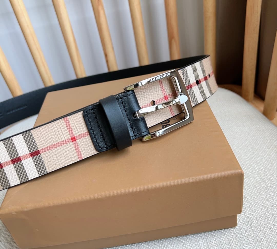 C32996 Burberrry – The Burberry store is also launching new products🎉🎉 Italian-made belts, made from leather and vintage/retro patterned eco-friendly canvas and leather. The color is beige. Width: 3.5cm. Elegant and stylish, simple and elegant. — image 7
