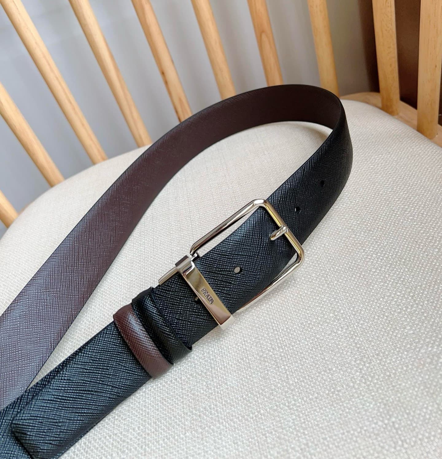 C32931 Prada – This double-sided belt features the iconic Saffiano leather material, along with metal buckles in a distinctive design. It exudes elegance and a modern style. Width: 3.5cm — image 8