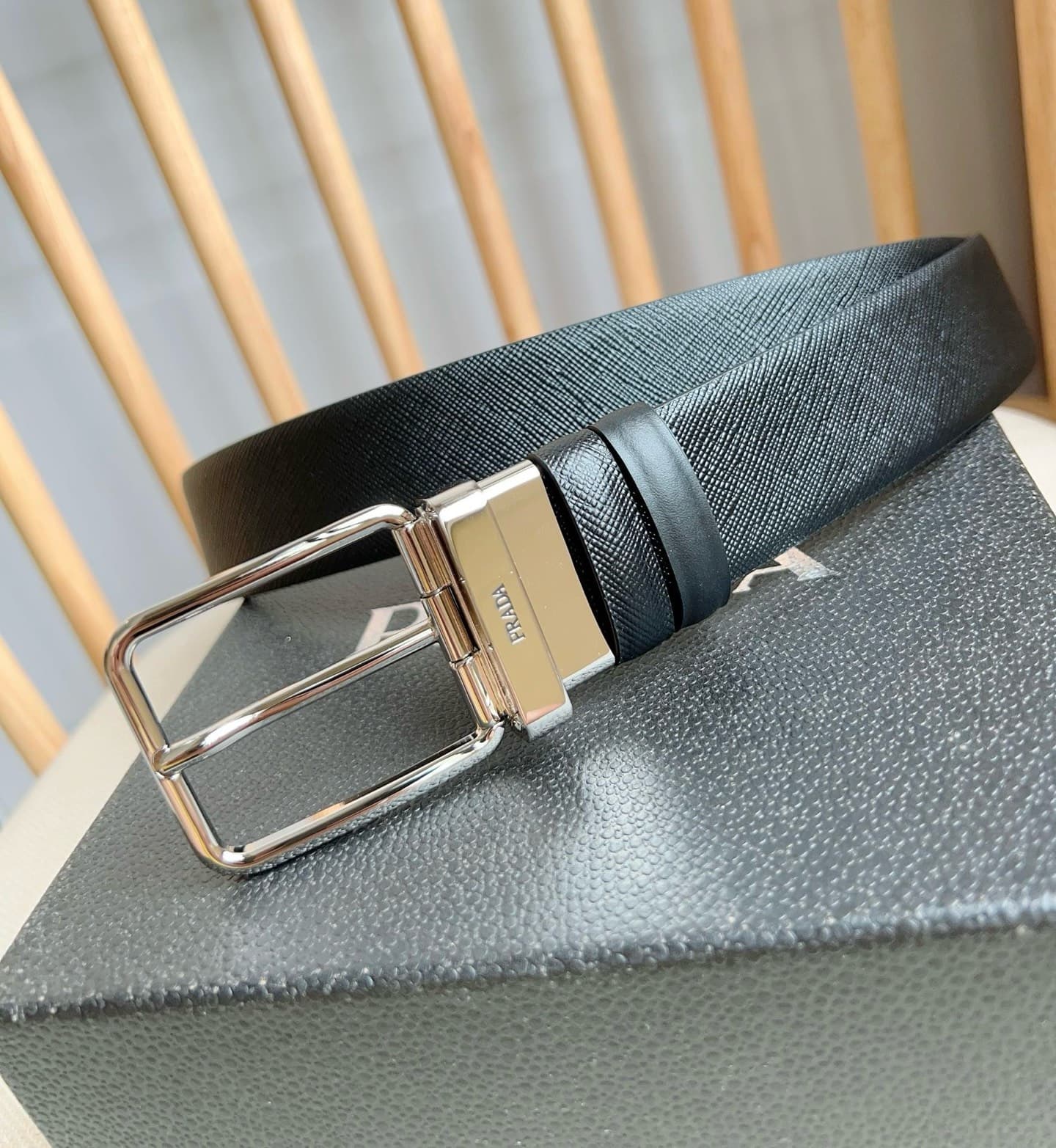 C32927 Prada – This dual-sided belt features the iconic Saffiano leather material, along with metal buckles in a distinctive design. It exudes elegance and modernity. Width: 3.5cm — image 2