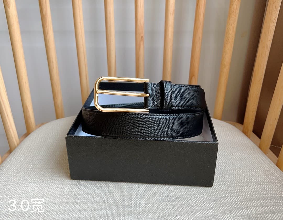 C32926 Prada boutique’s latest model – this simple yet elegant belt is made from the iconic Saffiano leather, with engraved logo metal buckles. Width: 3.0 — image 5