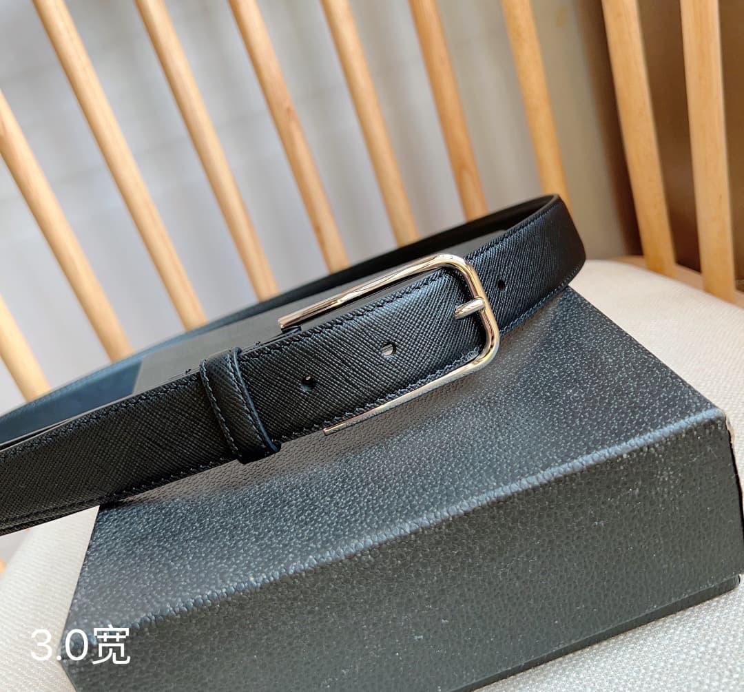 C32924 Prada boutique – The latest model features a simple yet elegant belt made from the iconic Saffiano leather. It is equipped with engraved logo metal clasps. Width: 3.0 — image 7