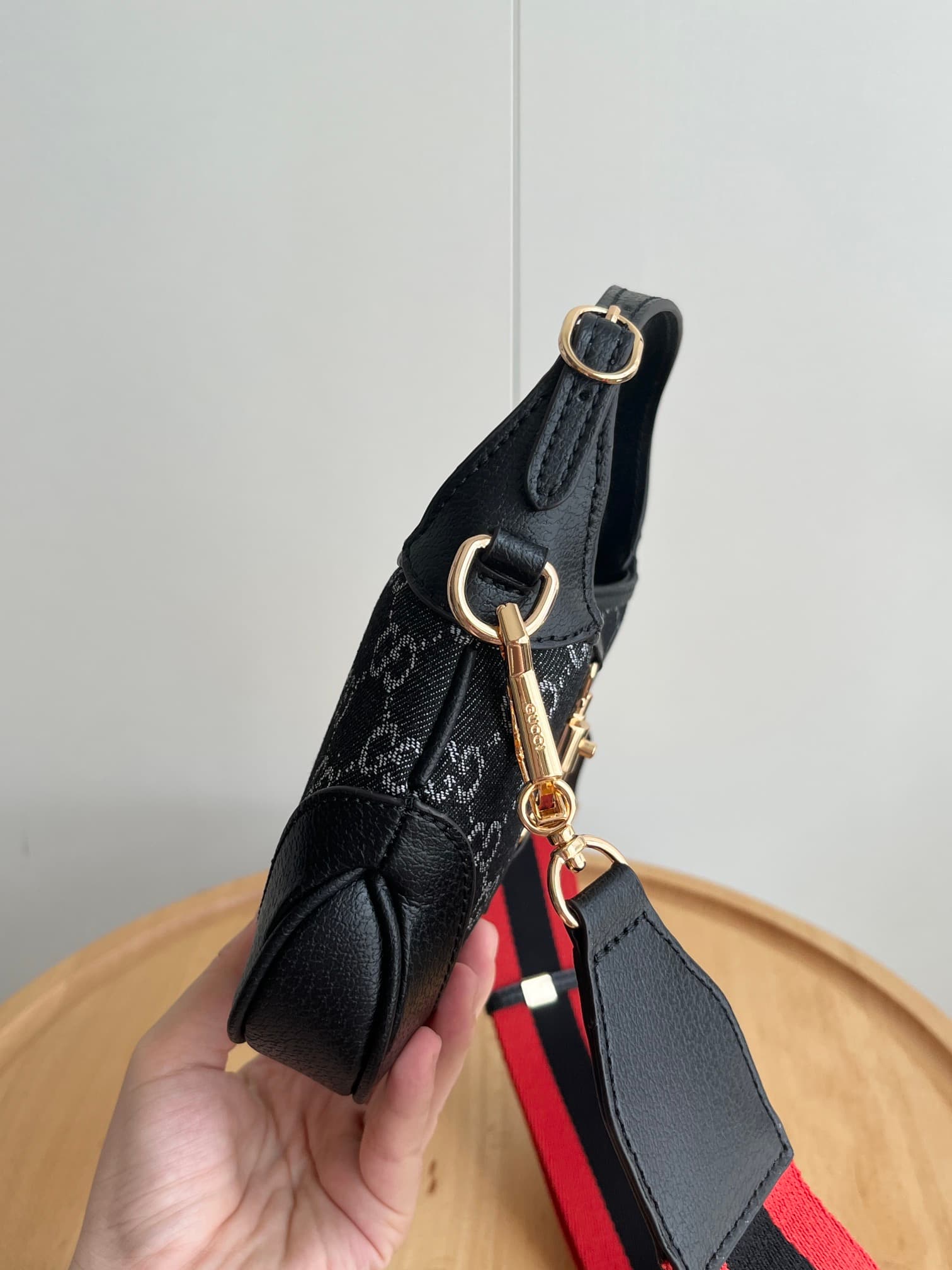 C4052 Newly upgraded version – real footage # (shoulder strap) — image 4