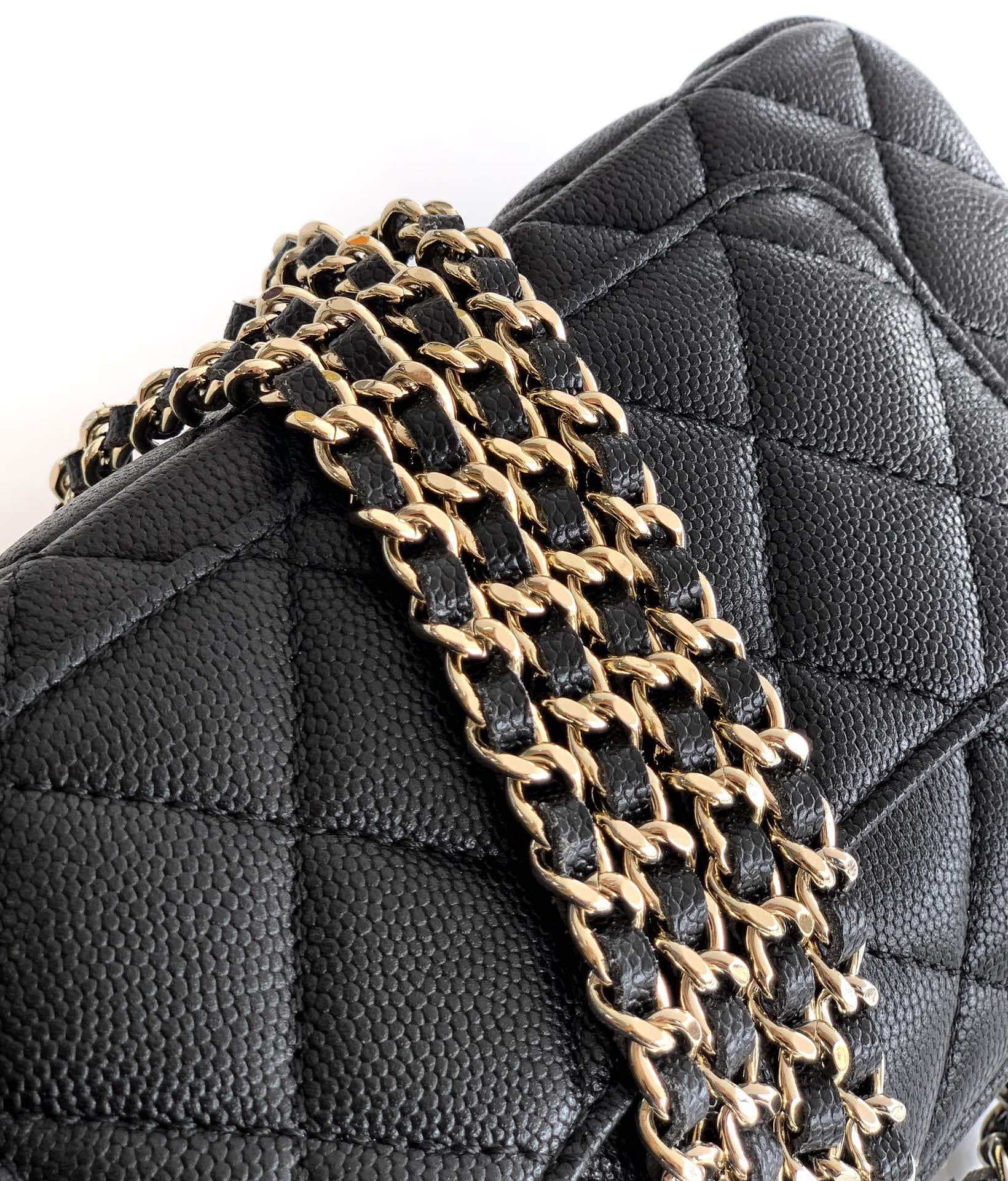 C716 🔮🔮🔮4704 Kekqiu OHANEL 🚩🚩🚩25B Litchi 🐮 Leather – durable and preserves value! The new favorite Chanel mahjong bag is amazing! Litchi leather is truly an excellent material—with a distinct texture, it’s also very tough. A nail scratch leaves no mark, s — image 7