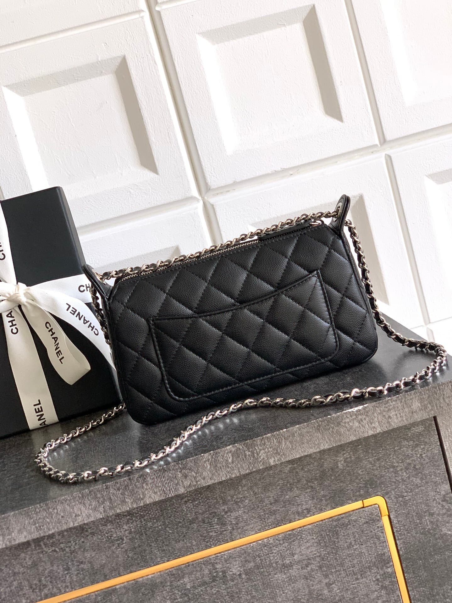C727 OHANEL🚩🚩🚩 Chanel 25b sequin-star🌟🌟 perforated logo mahjong bag – I really like it! It has a classic design; can be worn on the shoulder or slung over the shoulder. This season, it features sequin stars and a perforated logo, which is very delicate. T — image 3