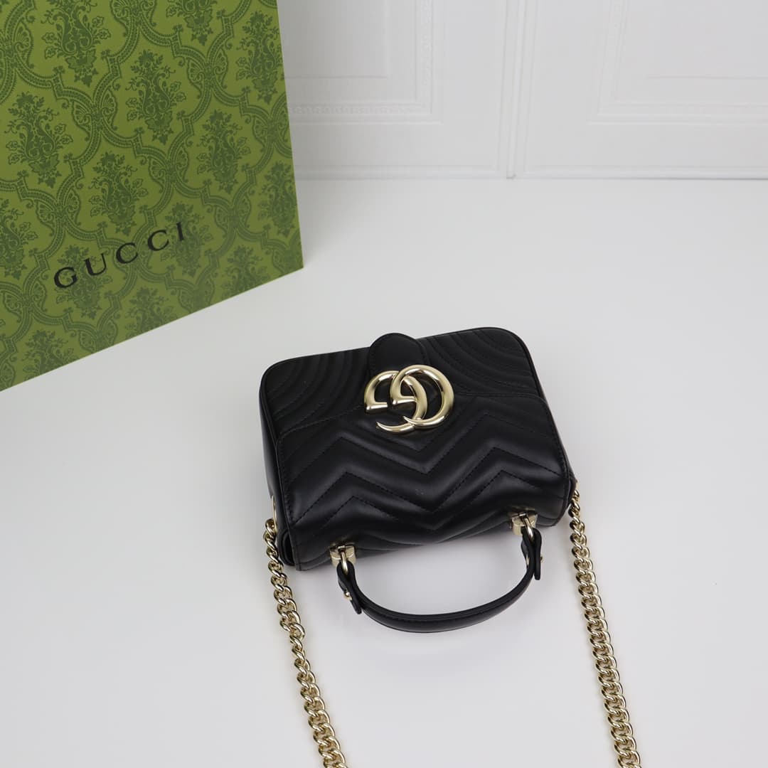 C4047 🌟 GG Marmont collection mini handbag: The GG Marmont collection features a new silhouette with classic colors, highlighting the charm of early autumn. This handbag is made of V-shaped leather embroidered with Gucci Rosso Ancora red thread, with deta — image 6
