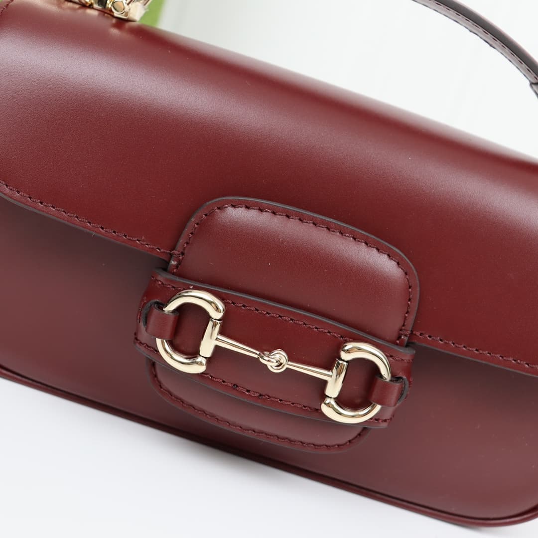 C4031 🌟 The Gucci Horsebit 1955 collection/series mini shoulder bag is featured in a promotional advertisement for the Qixi Festival, created under the vision of creative director Sabato De Sarno. This new handbag from the Gucci Horsebit 1955 series embod — image 2