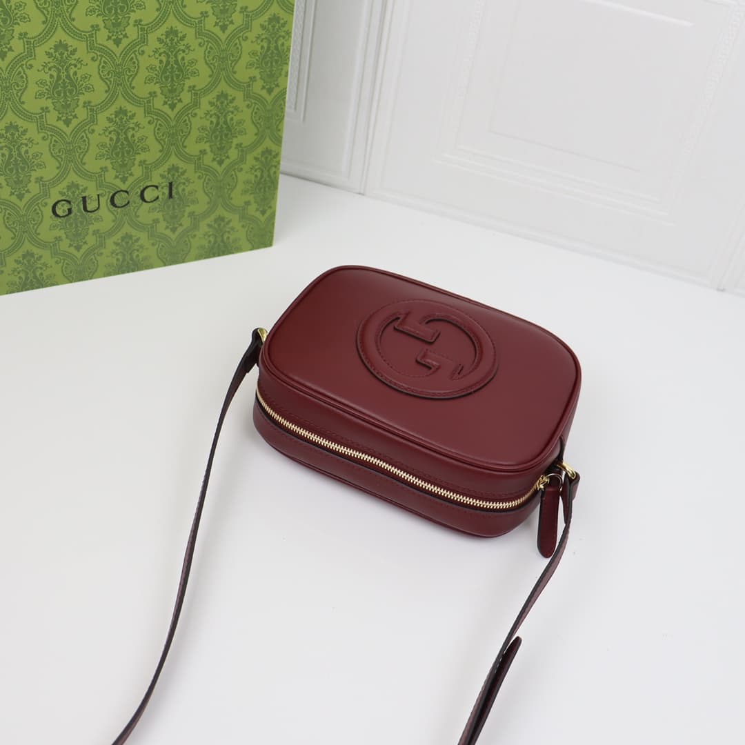C4063 🌟【New Arrival】Gucci Blondie collection mini shoulder bag. The new handbag in the Gucci Blondie series features the iconic logo of this brand’s classic collection, which was first introduced in the early years of the 20 era. It seamlessly combines he — image 6