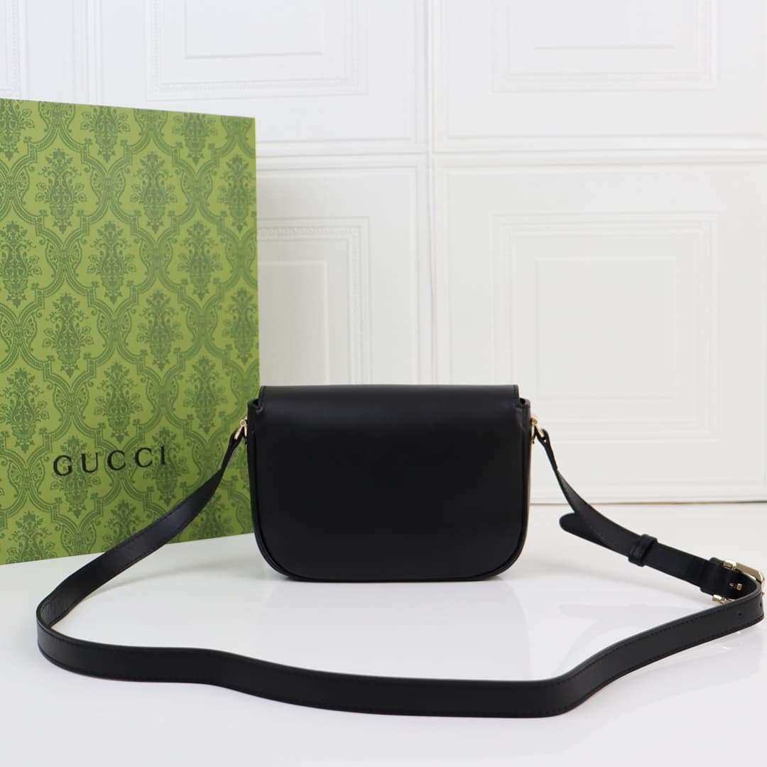 C4032 🌟 The Gucci Horsebit 1955 collection/series mini shoulder bag appears in a romantic advertisement for the Qixi Festival, guided by creative director Sabato De Sarno’s vision. This new handbag from the Gucci Horsebit 1955 series features a double-loo — image 5