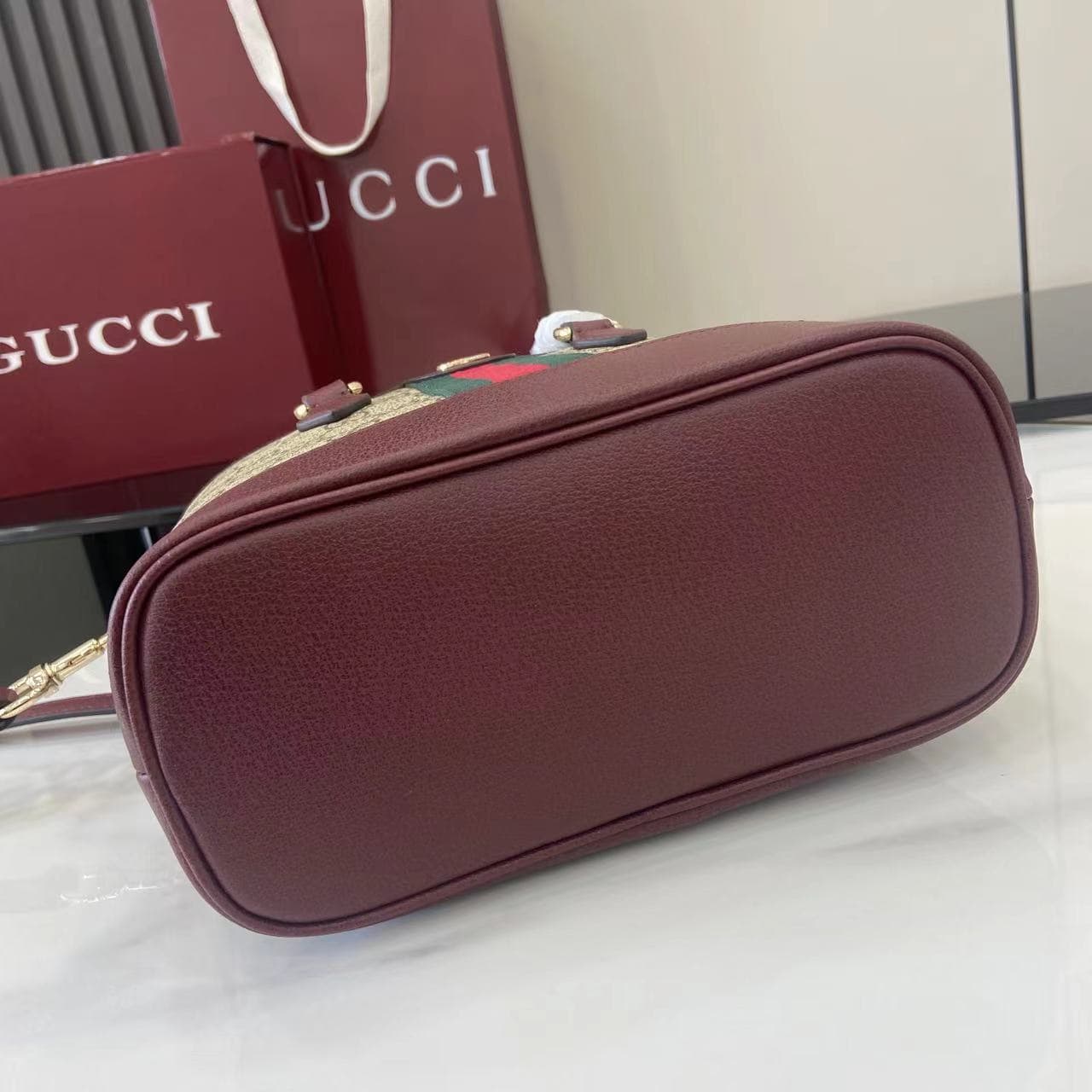 C4017 💎390💎💕【New Product】The Ophidia collection features innovative shapes and functions. Crafted in the iconic beige and brown colors, these bags offer a soft texture and a fresh feel. — image 4