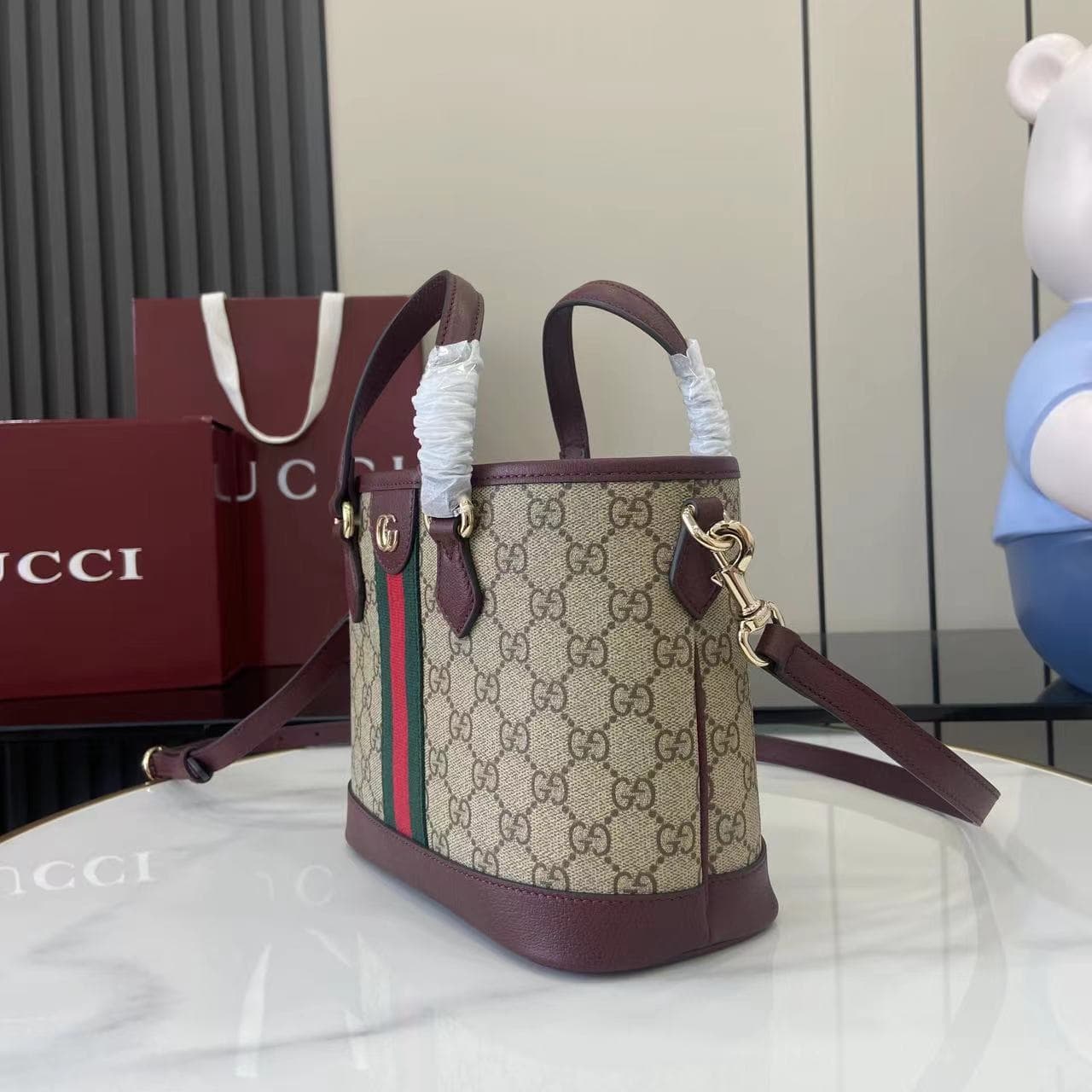 C4017 💎390💎💕【New Product】The Ophidia collection features innovative shapes and functions. Crafted in the iconic beige and brown colors, these bags offer a soft texture and a fresh feel. — image 6