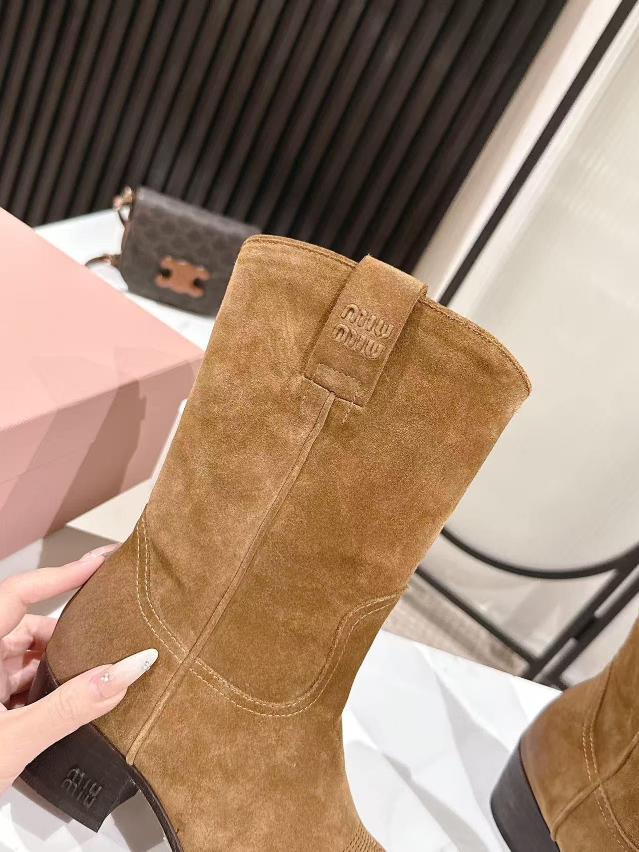 D10551 MiuMiu Miu’s latest autumn/winter western cowboy boots — image 7