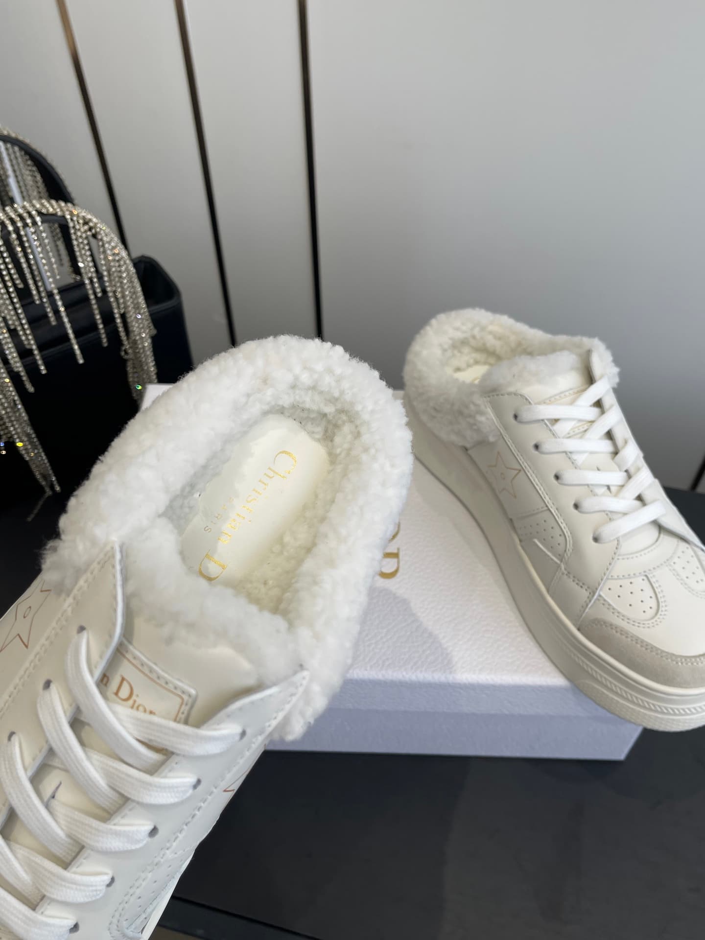 D5728 🏧𝐃𝐢𝐨𝐫 Dioxi’s new autumn/winter collection – woolen🐑 shoes with a thick heel and semi-trampoline design. Classic, elegant, and comfortable; they look great when worn, and also help to highlight one’s style. It’s a top-tier product! — image 5